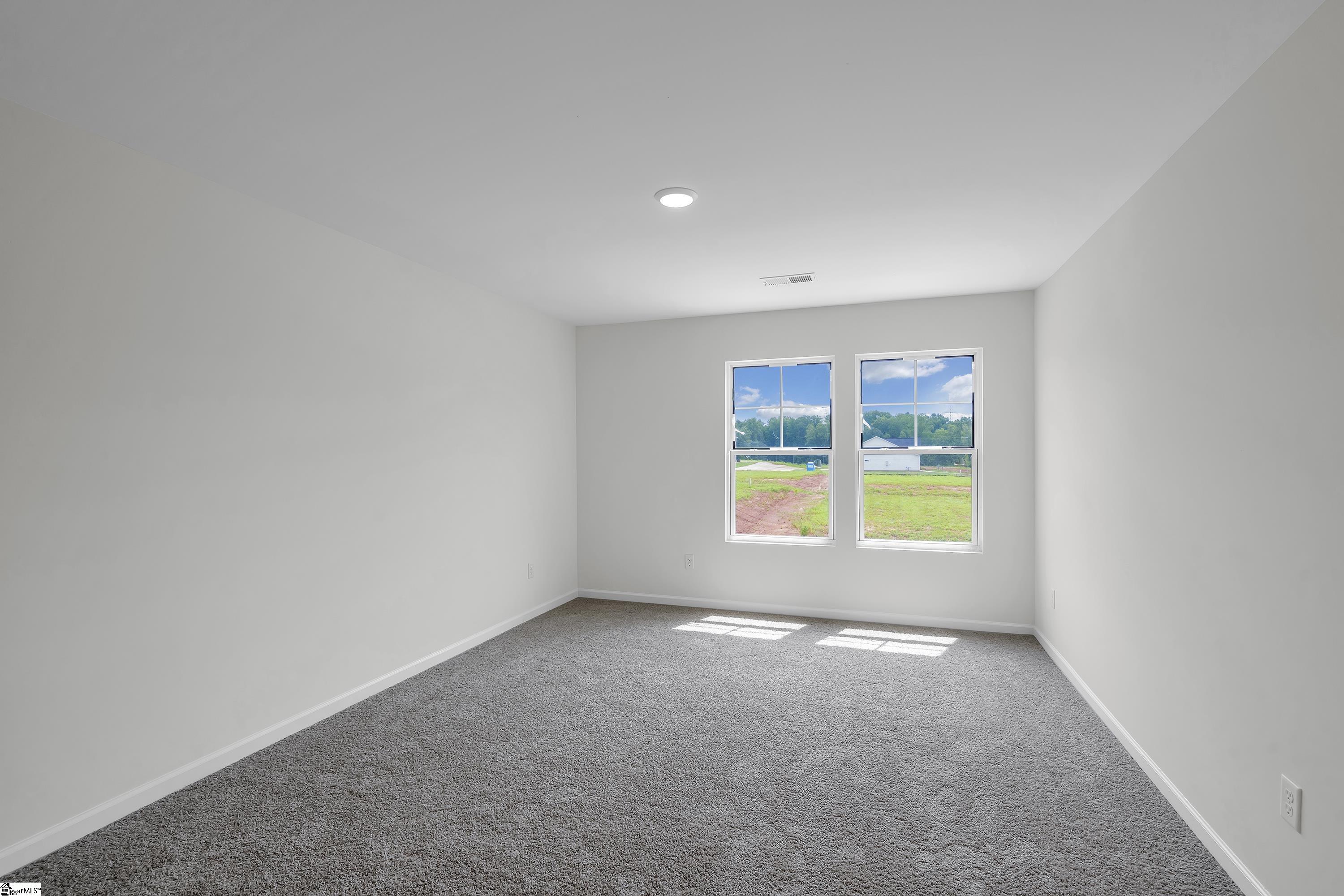 1046 Leoni Drive Lot 106