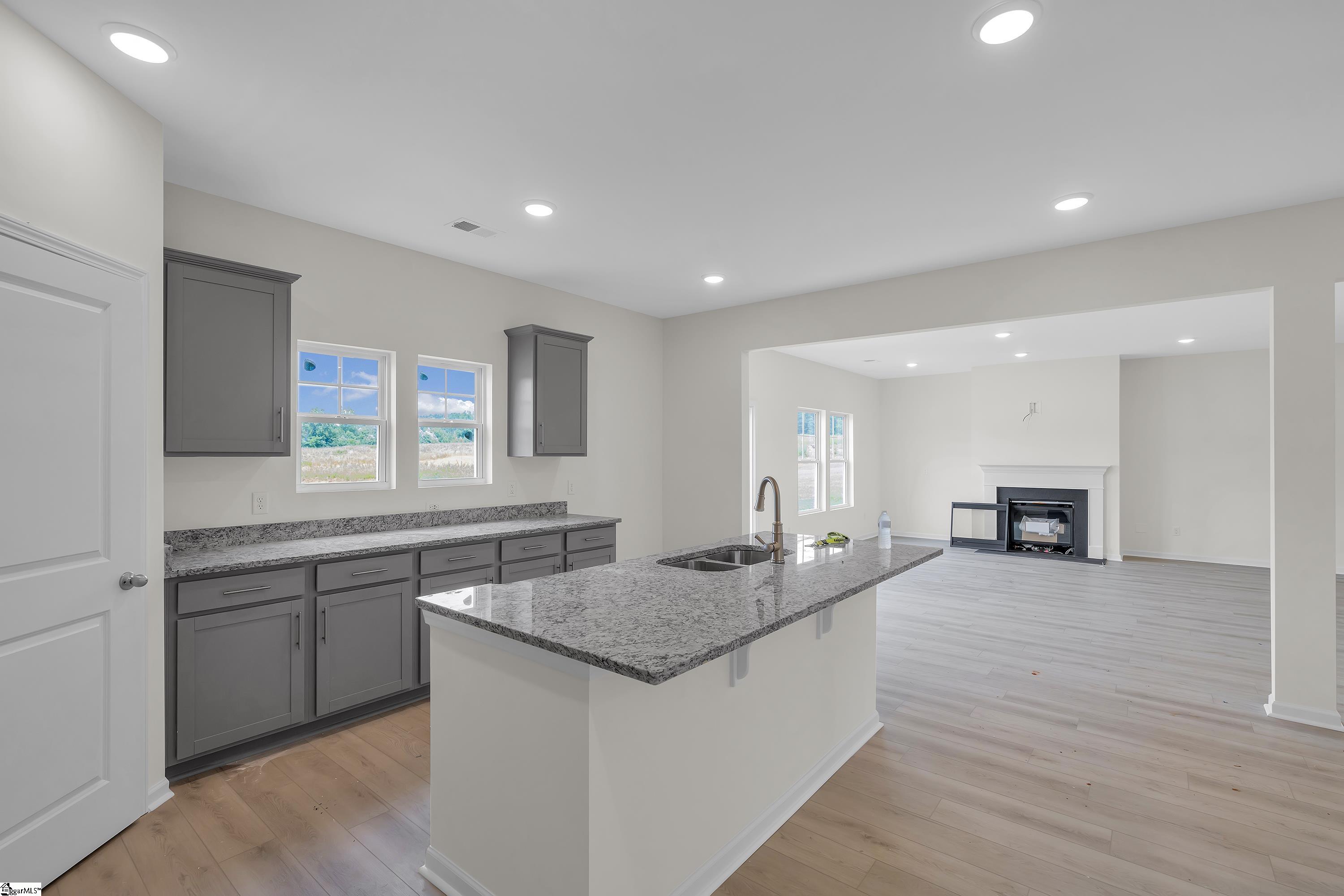 1046 Leoni Drive Lot 106