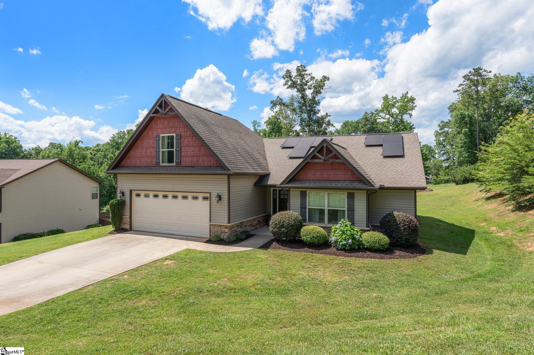 54 Thunderbird Drive