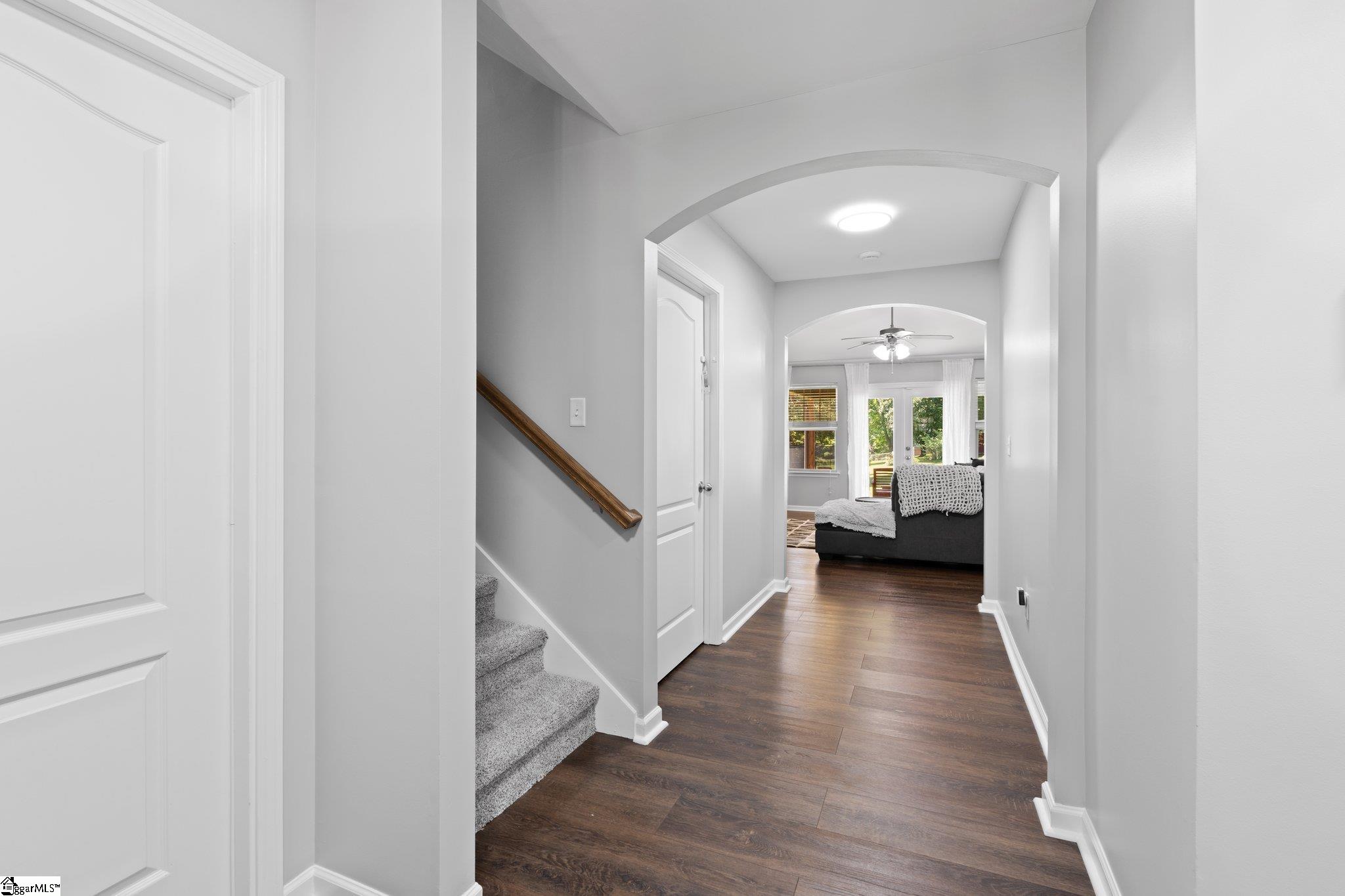 54 Thunderbird Drive