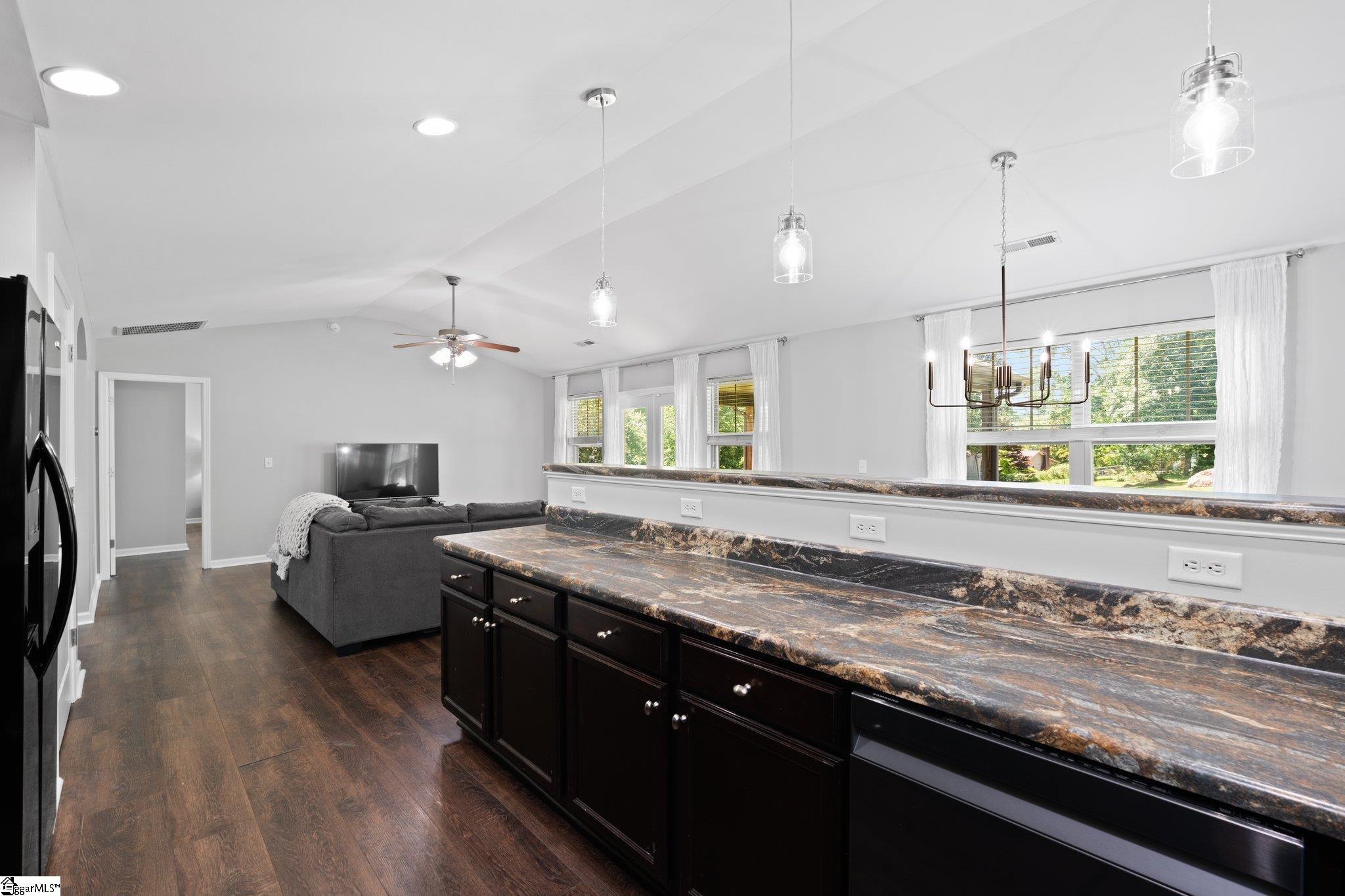 54 Thunderbird Drive