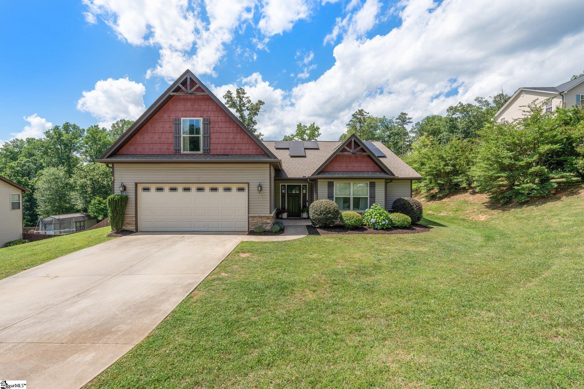 54 Thunderbird Drive