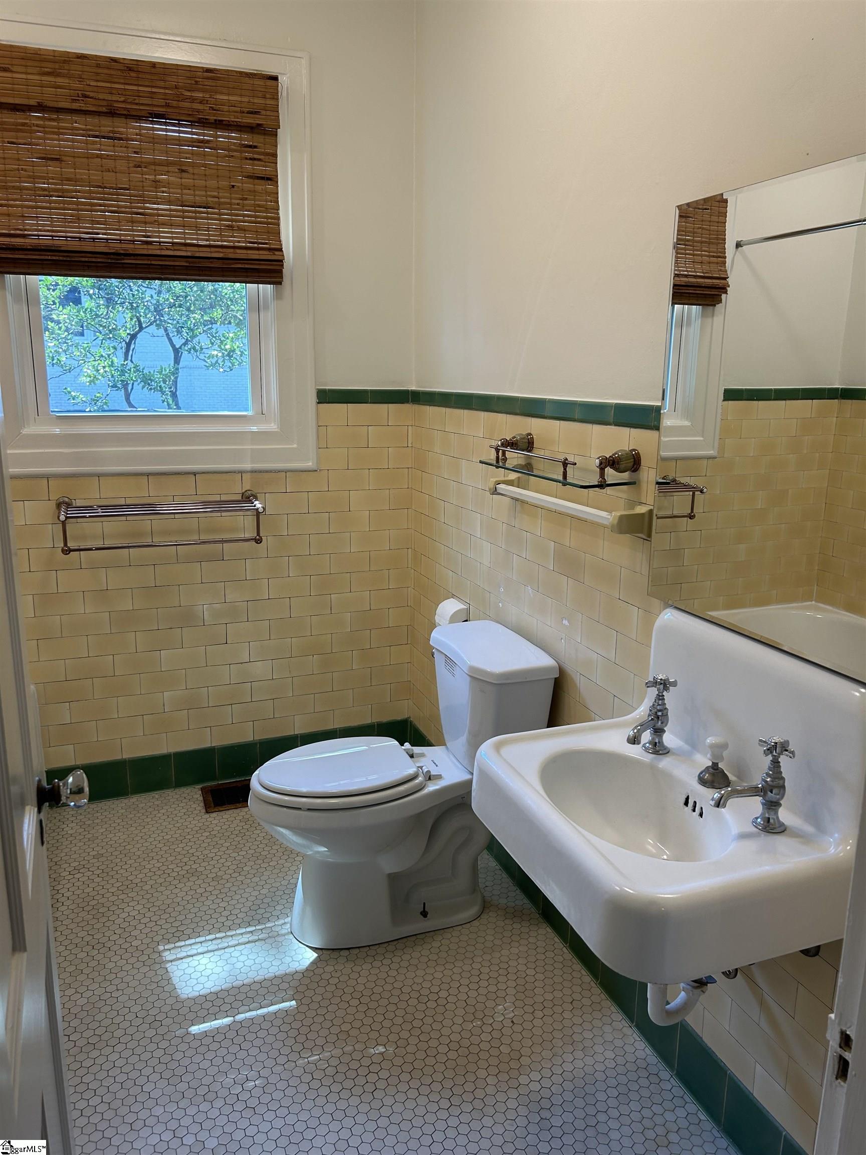 223 Cleveland Street