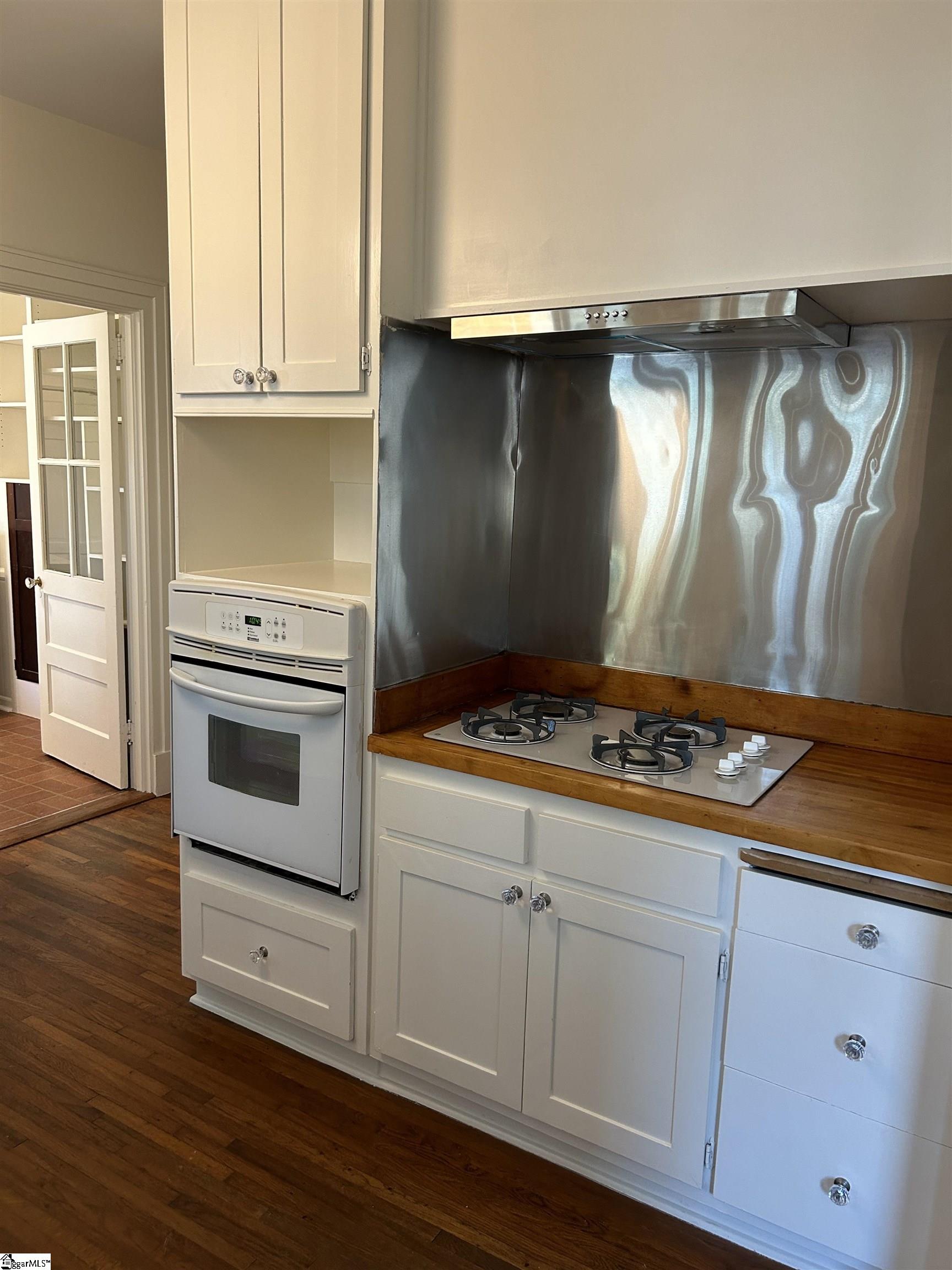 223 Cleveland Street