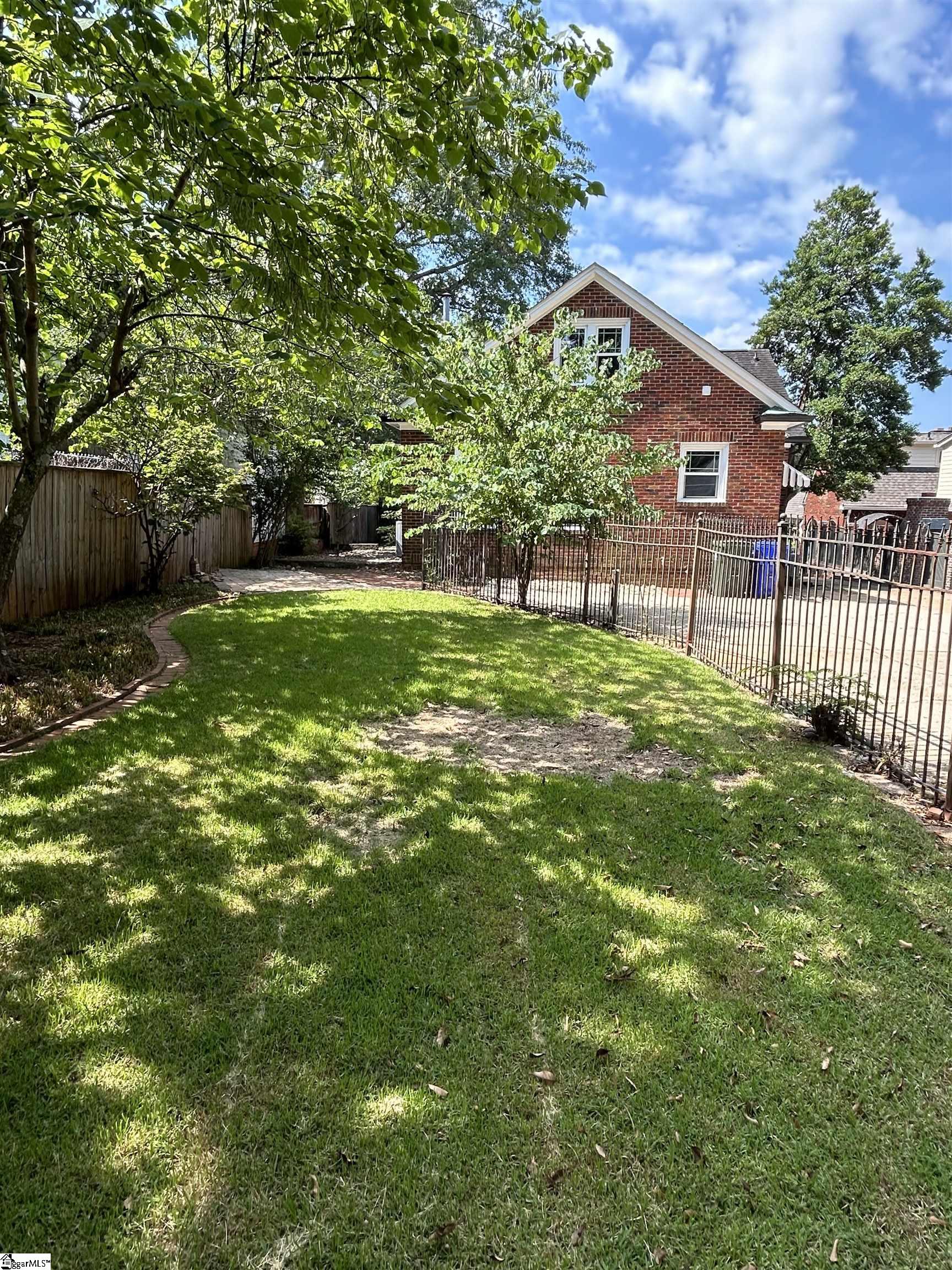 223 Cleveland Street