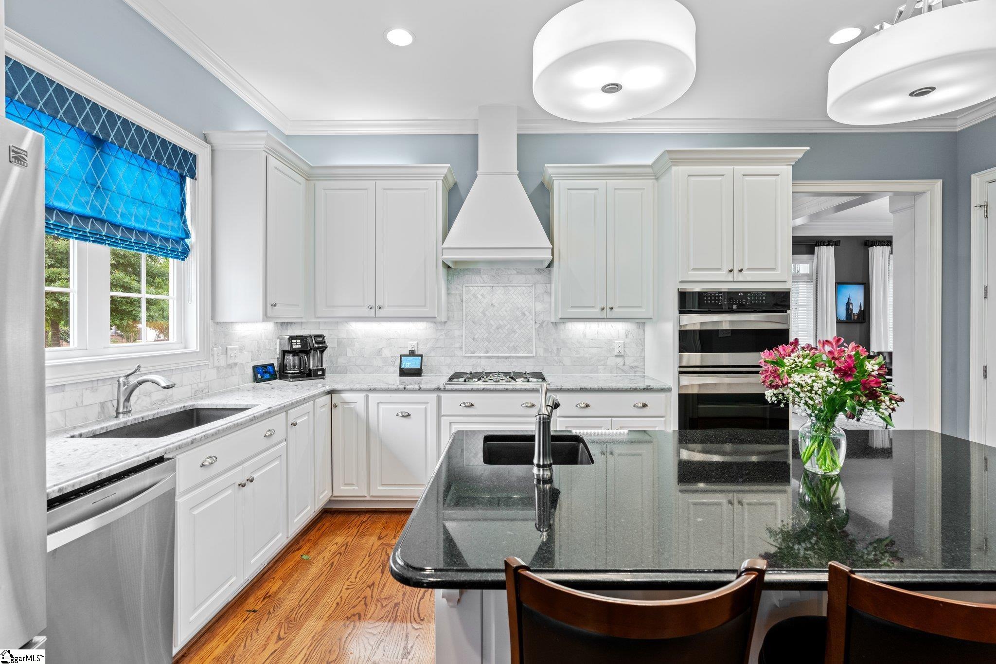 33 Hollingsworth Drive