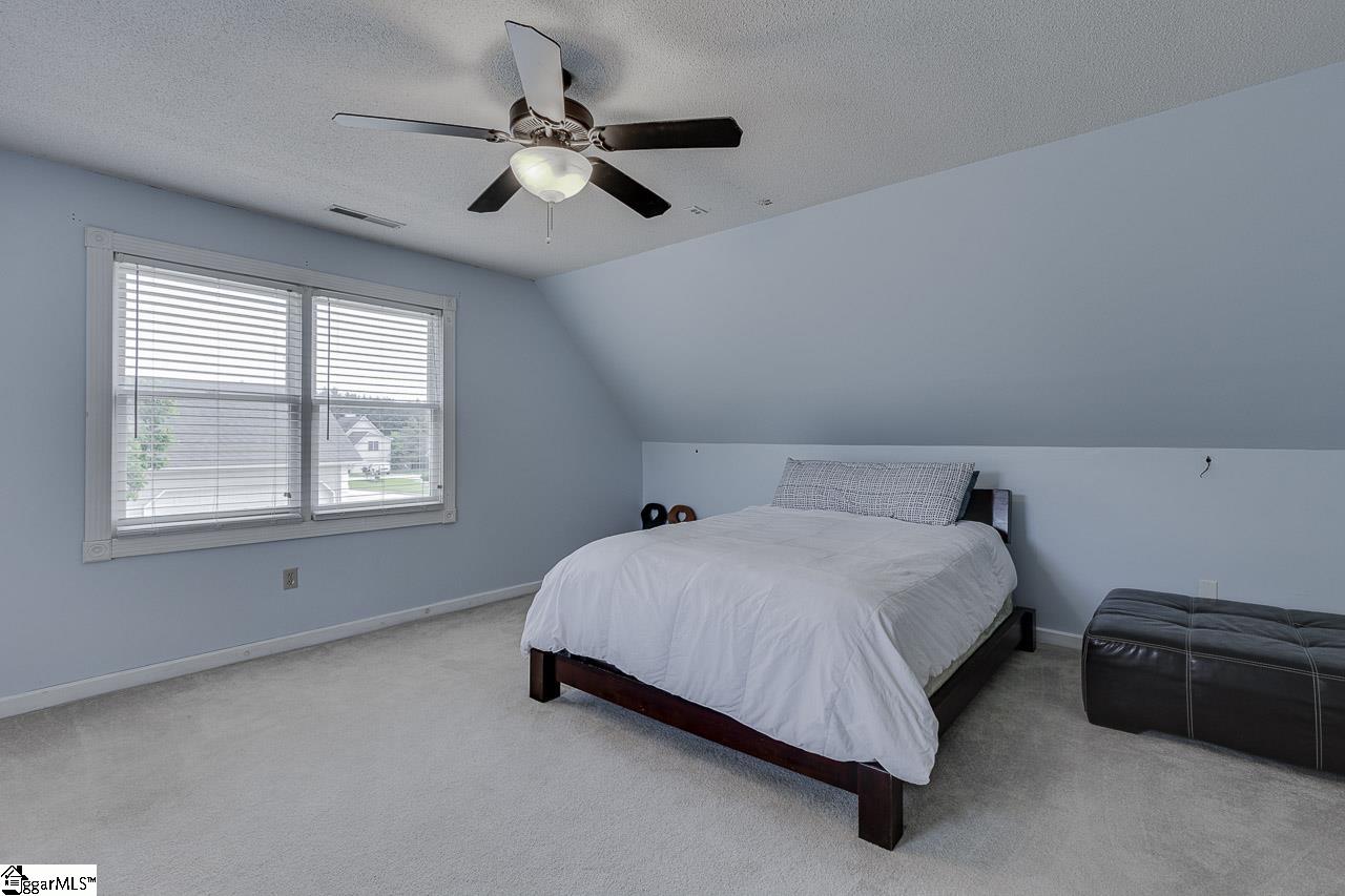 6 Arbordale Lane