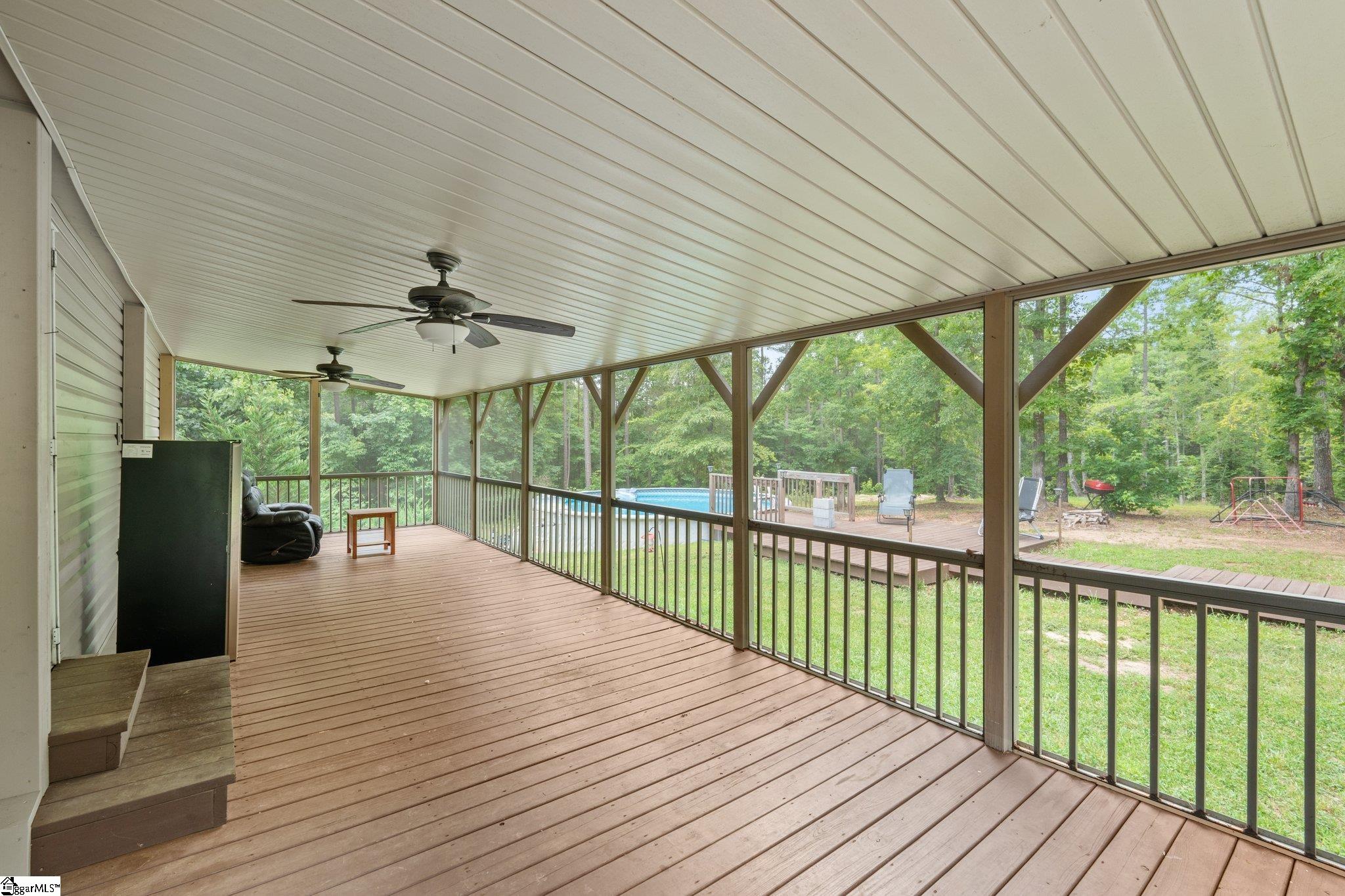 71 Lodgeview Court