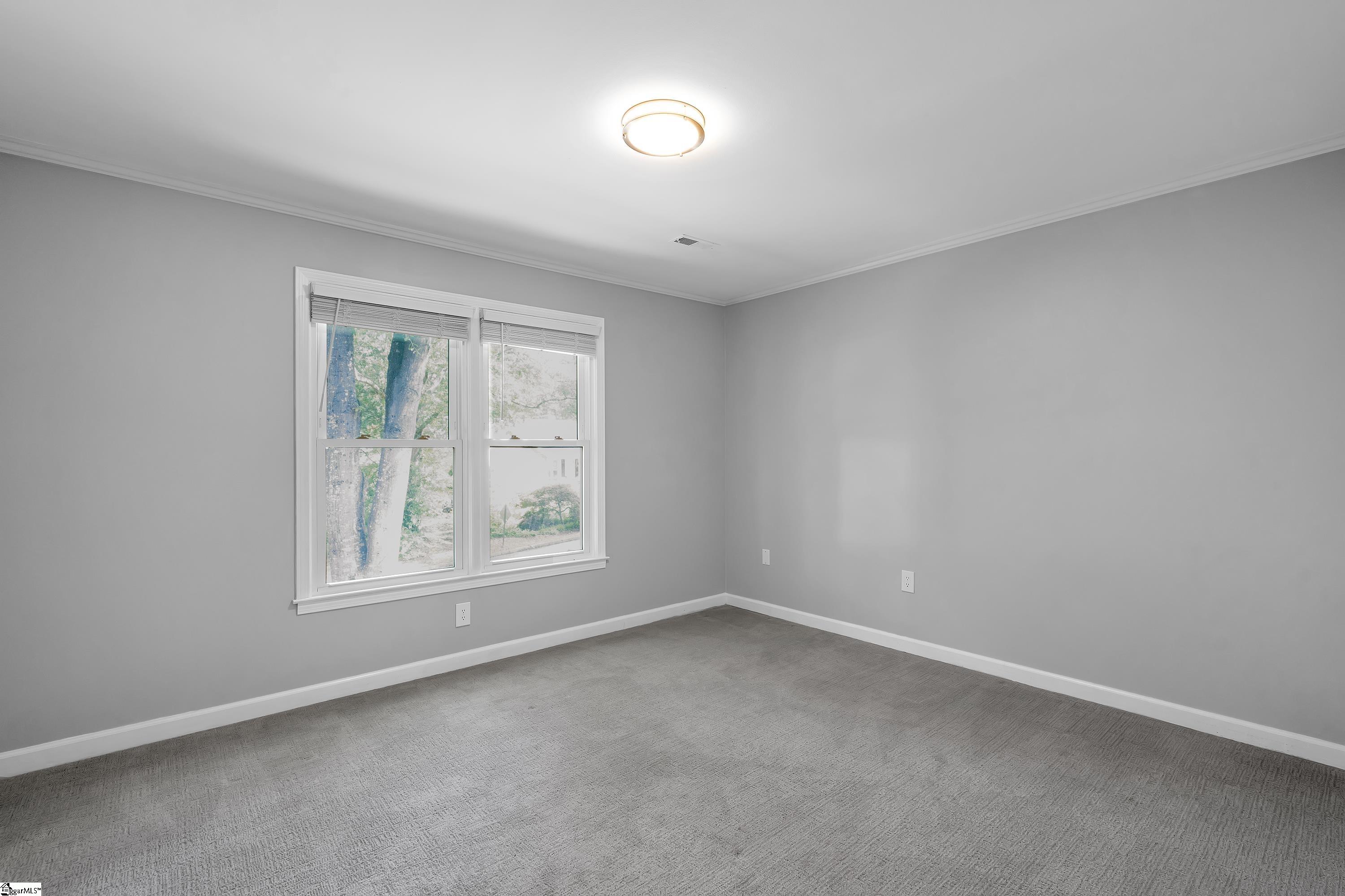 103 W Shallowstone Road