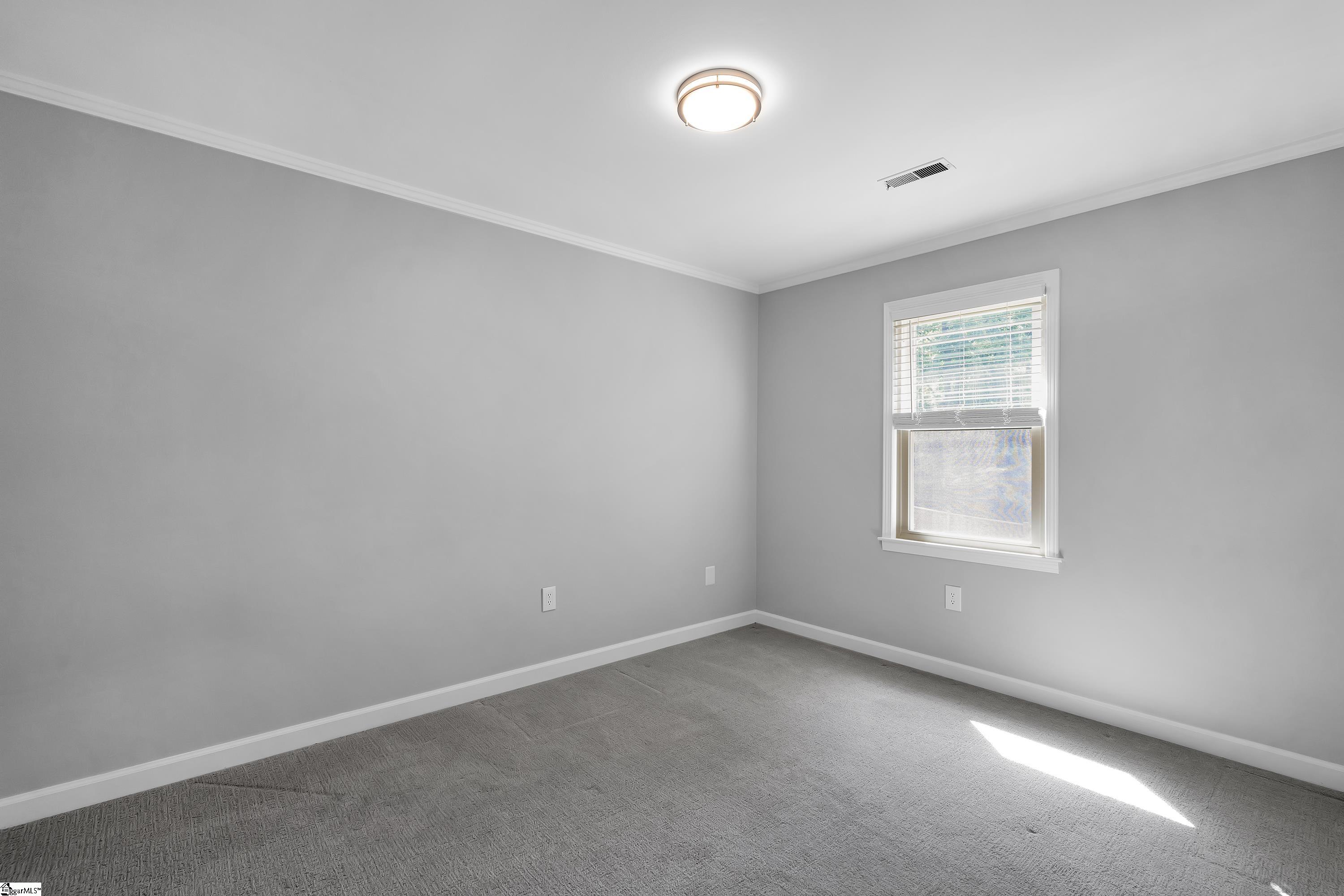 103 W Shallowstone Road