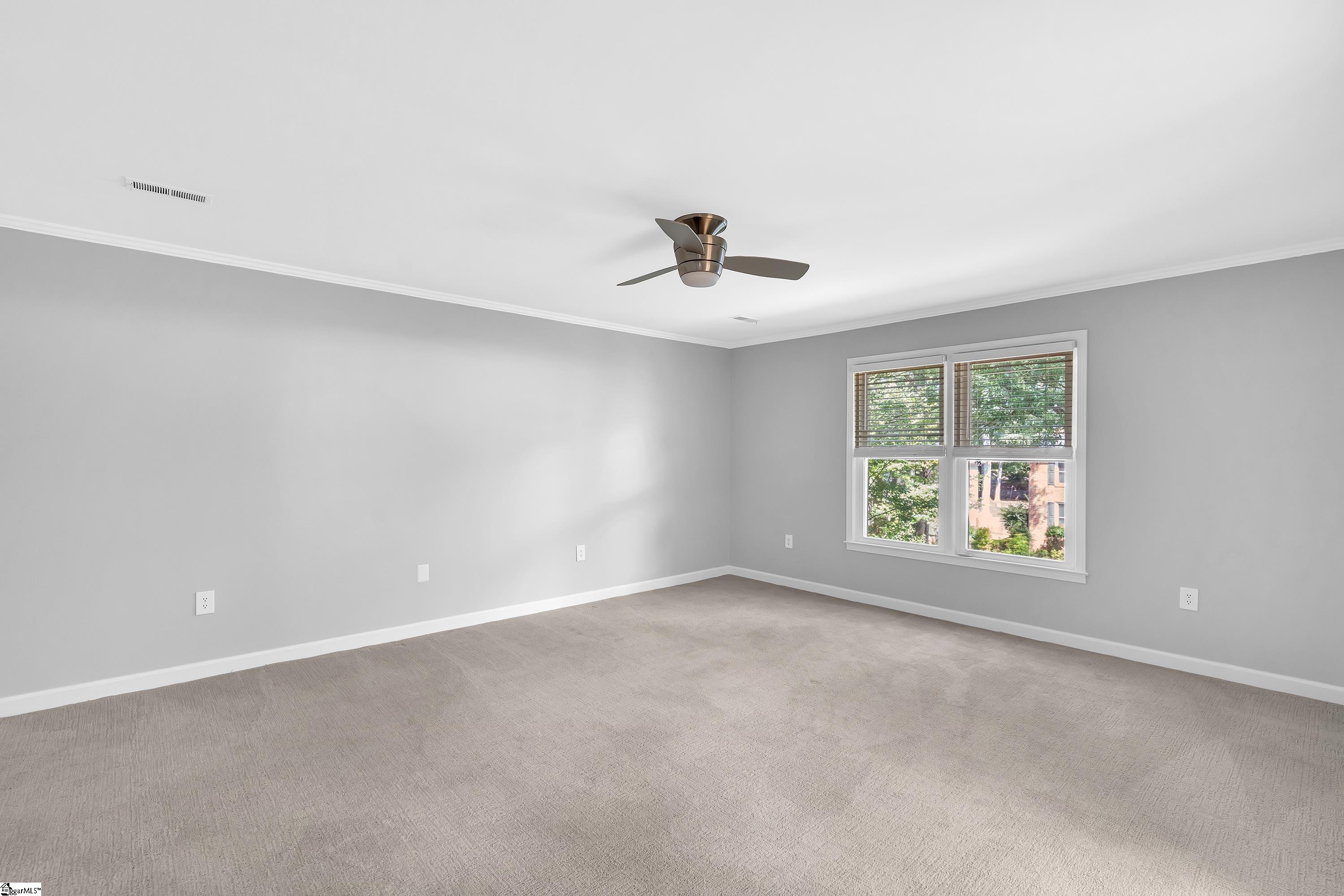 103 W Shallowstone Road