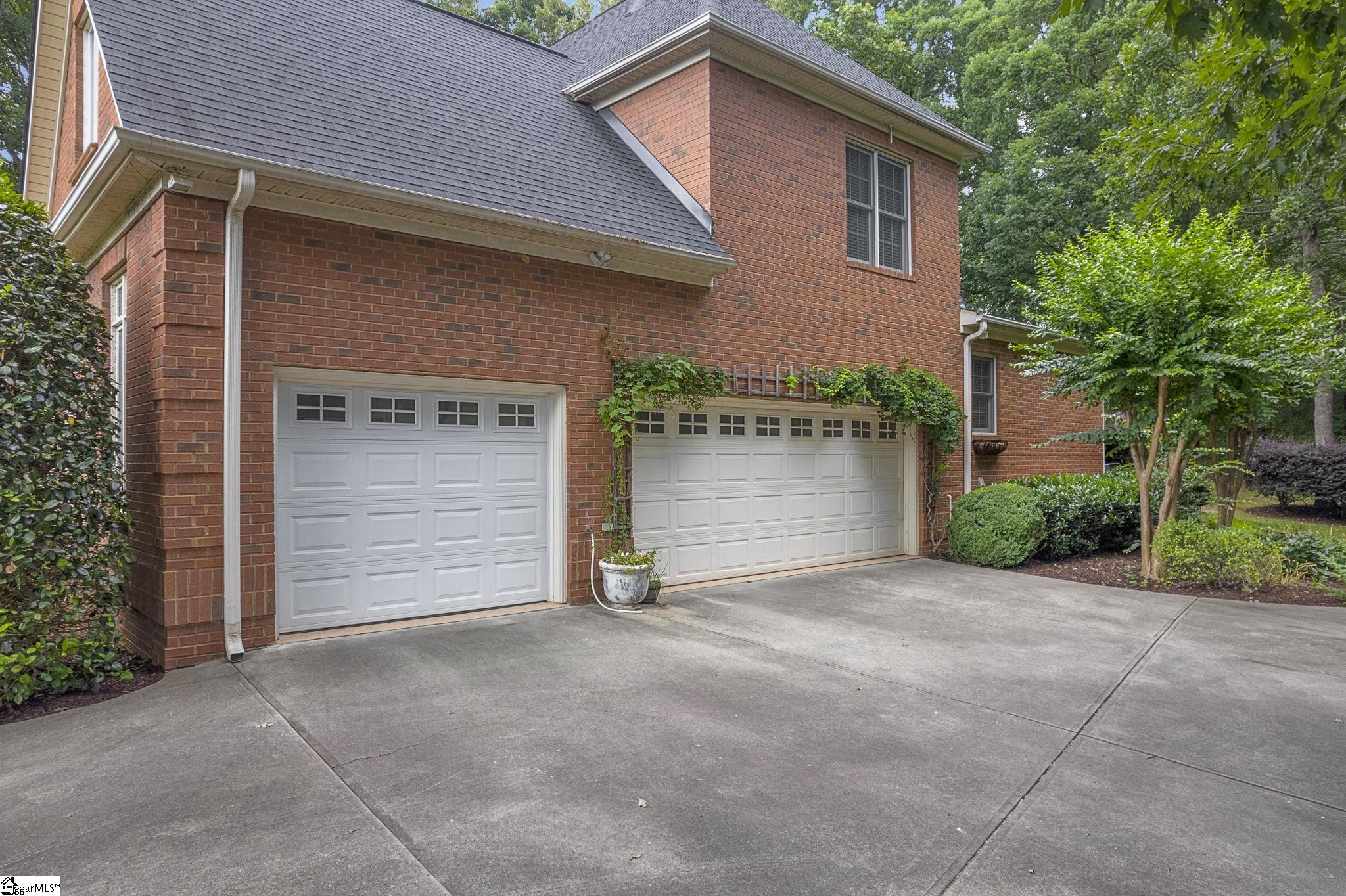 203 Stonebrook Farm Way