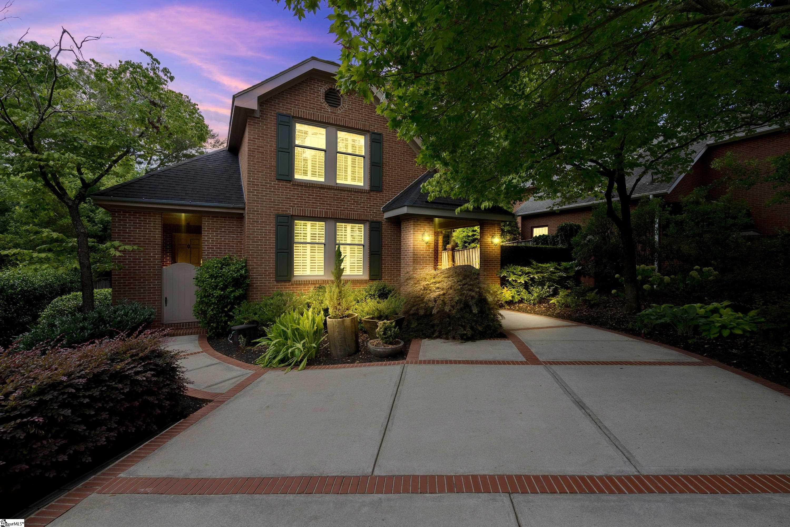 6 Byrd Boulevard