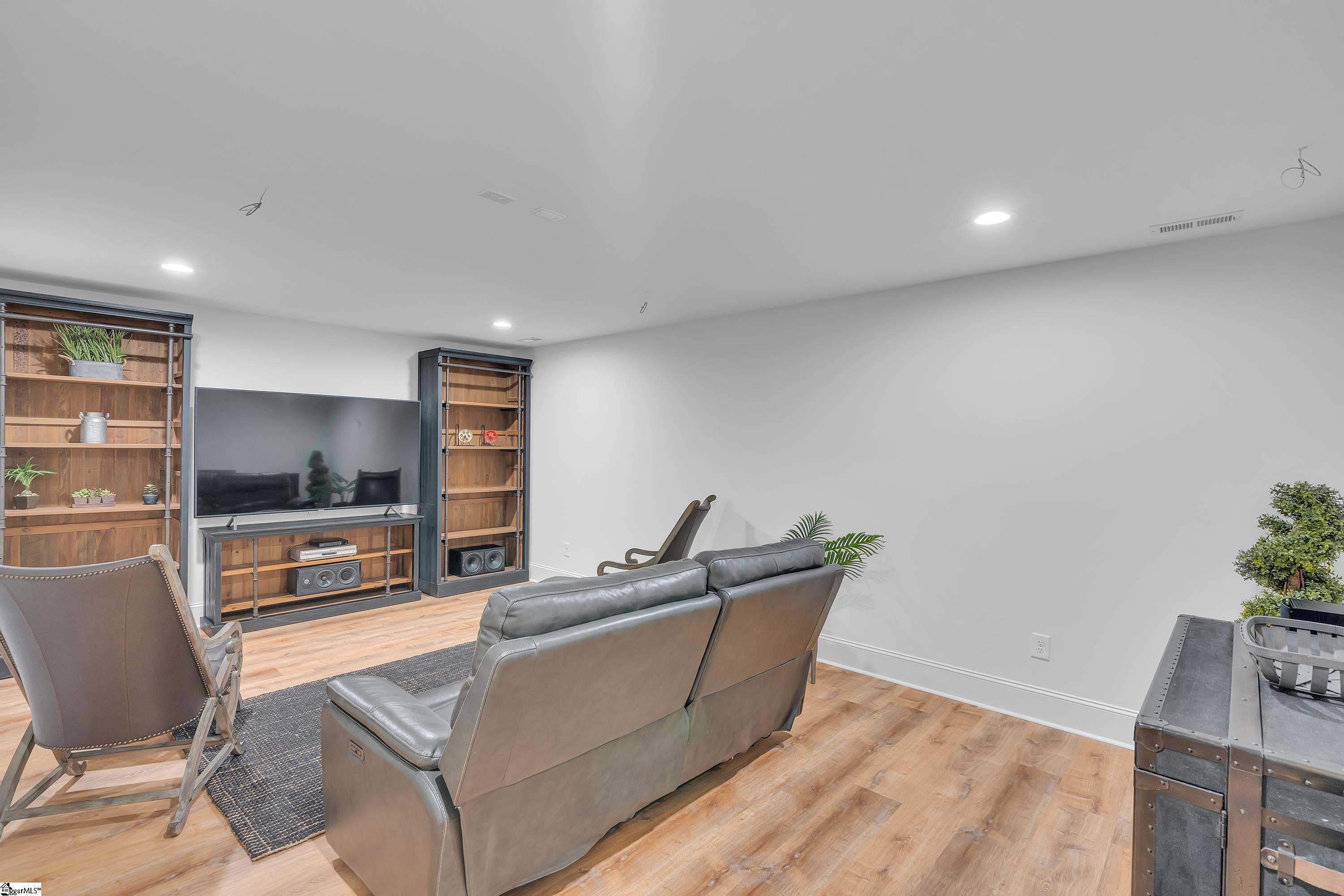 1206 Yellowood Drive