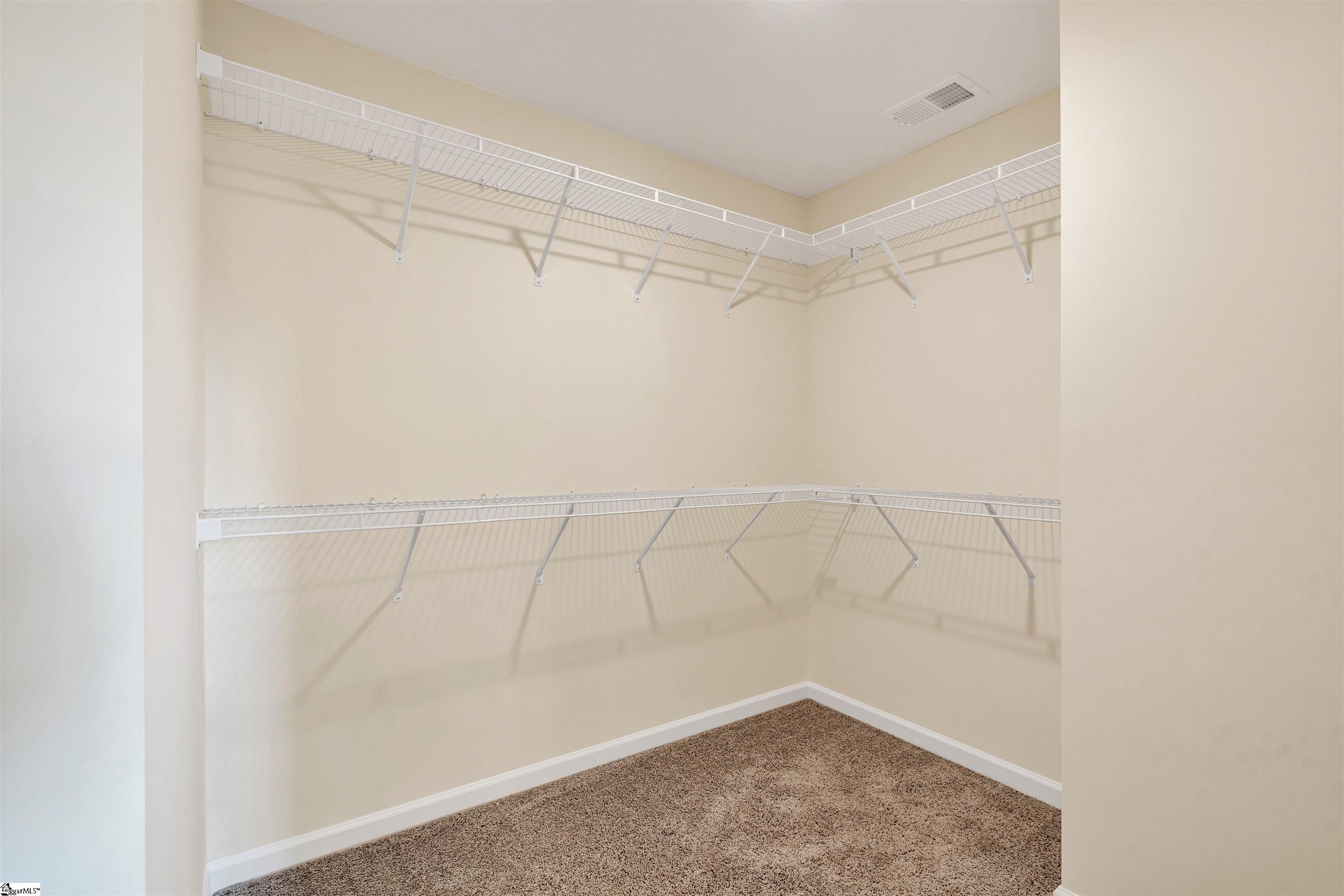 1082 Silverbend Trail