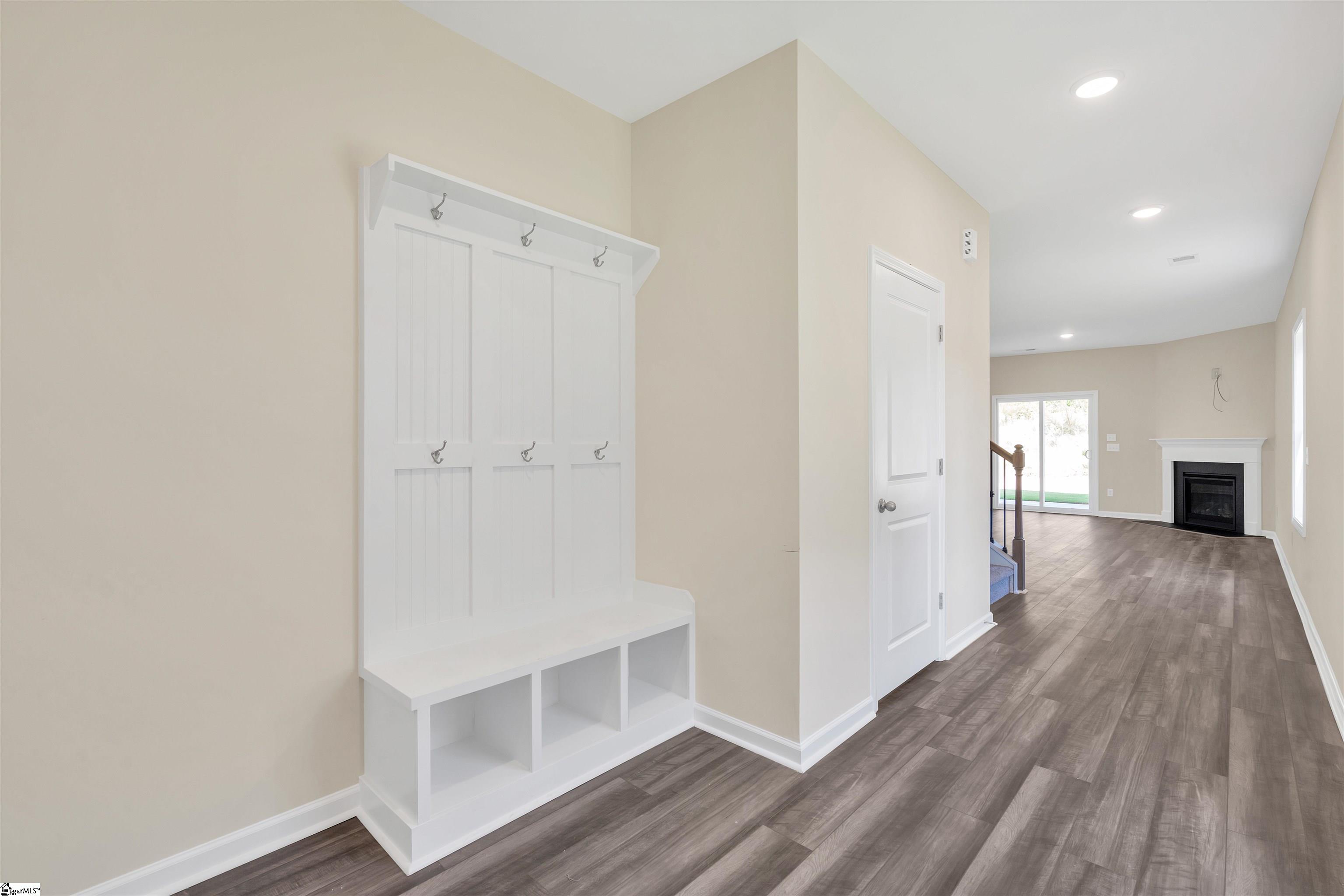 1082 Silverbend Trail