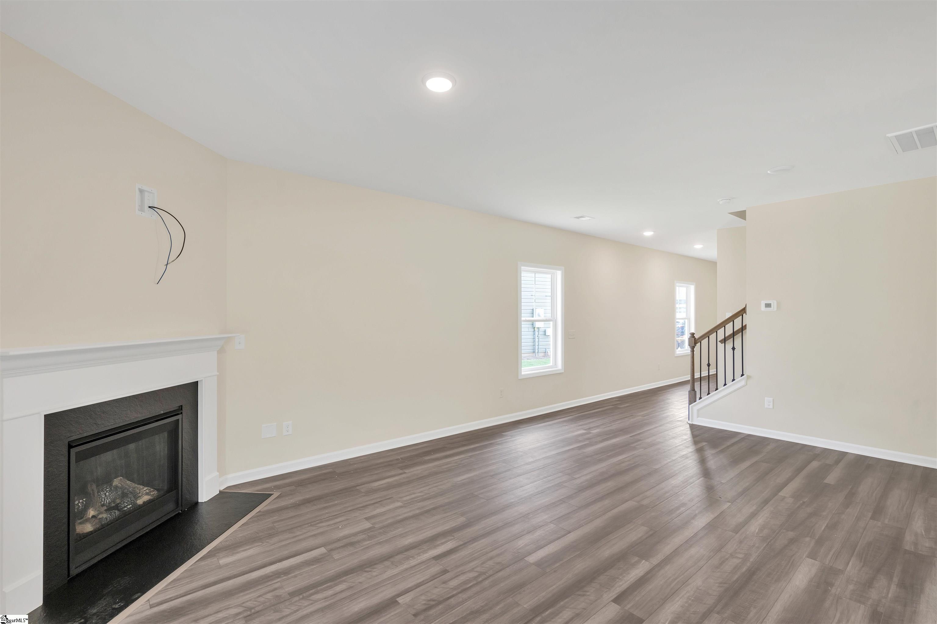 1082 Silverbend Trail