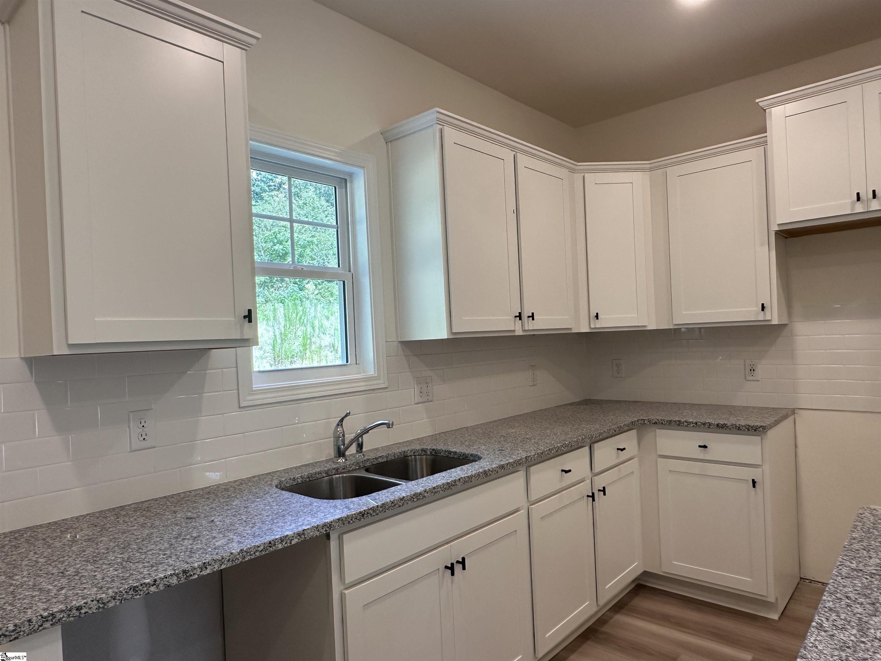 1086 Silverbend Trail