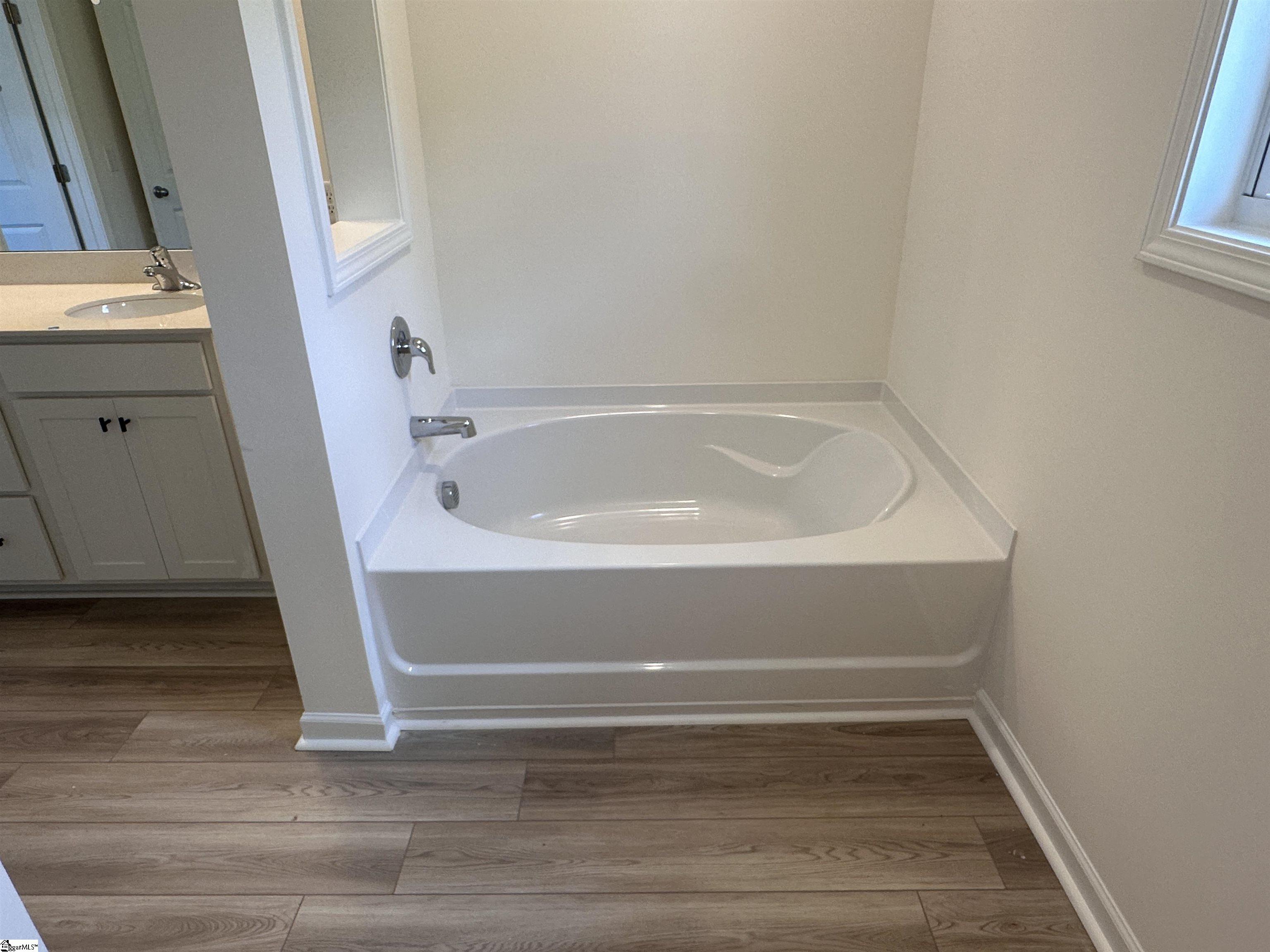 1086 Silverbend Trail