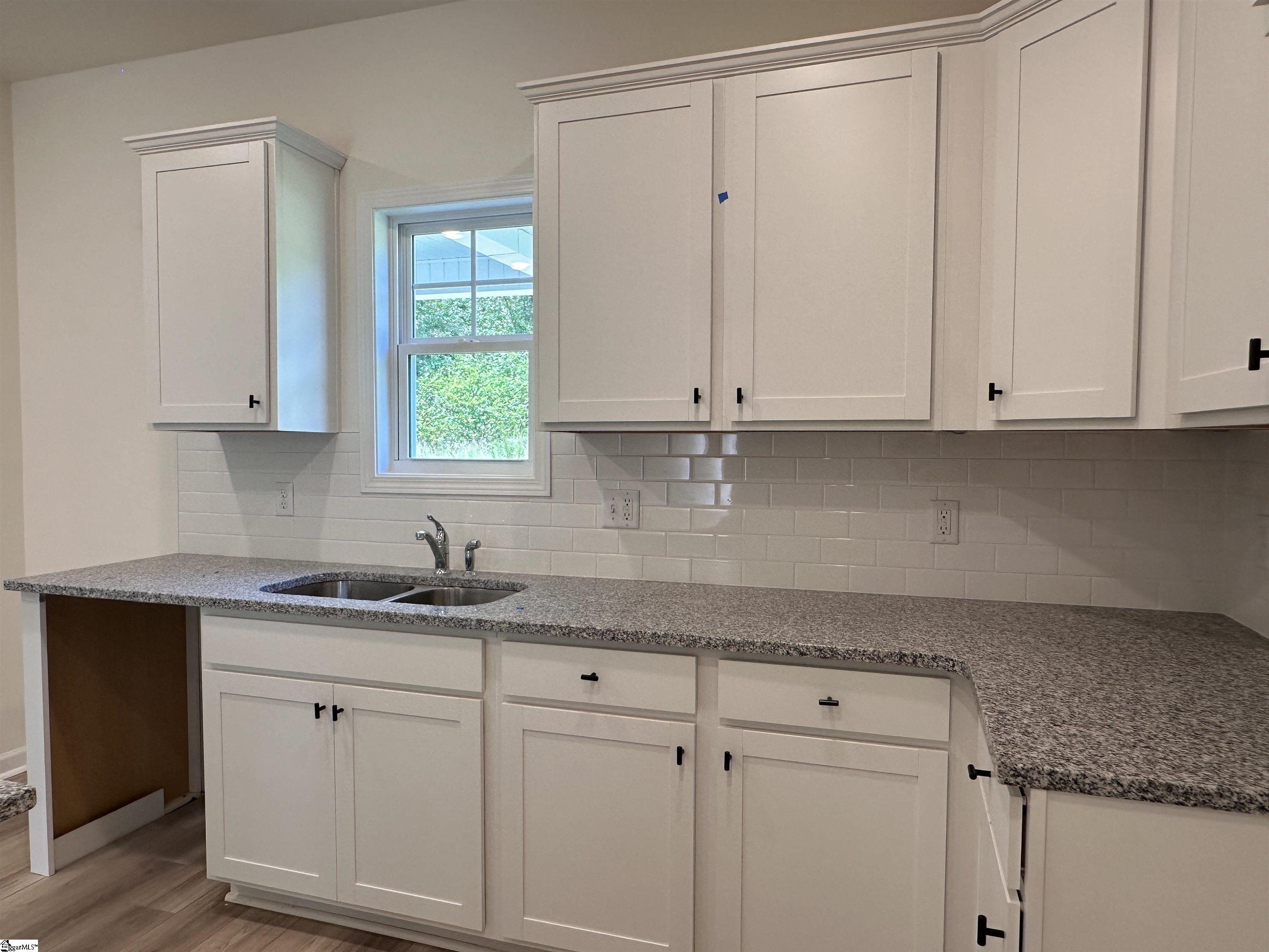 1086 Silverbend Trail