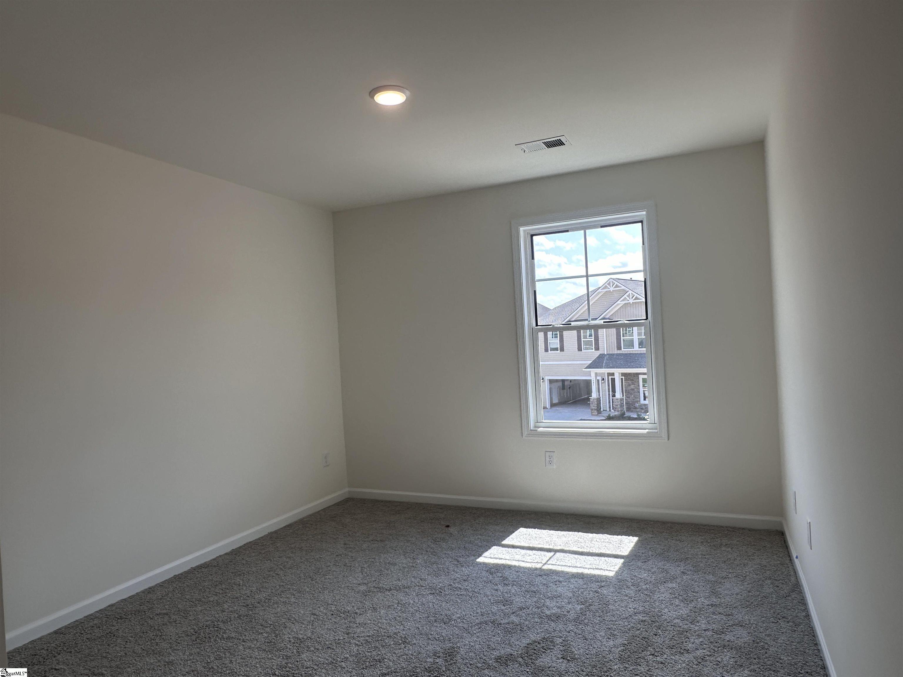 1086 Silverbend Trail