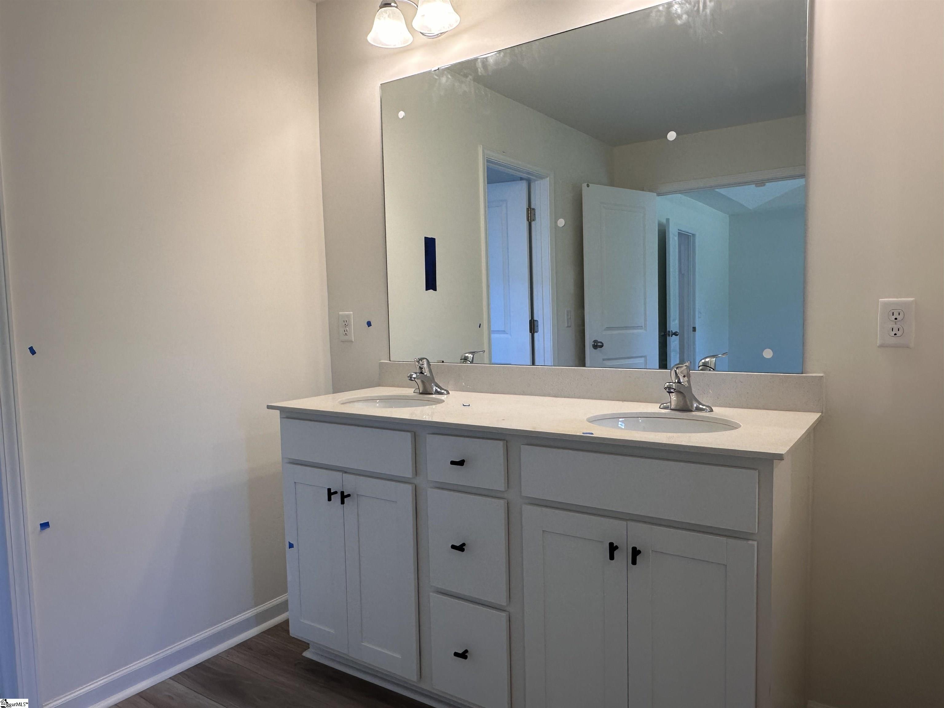 1086 Silverbend Trail