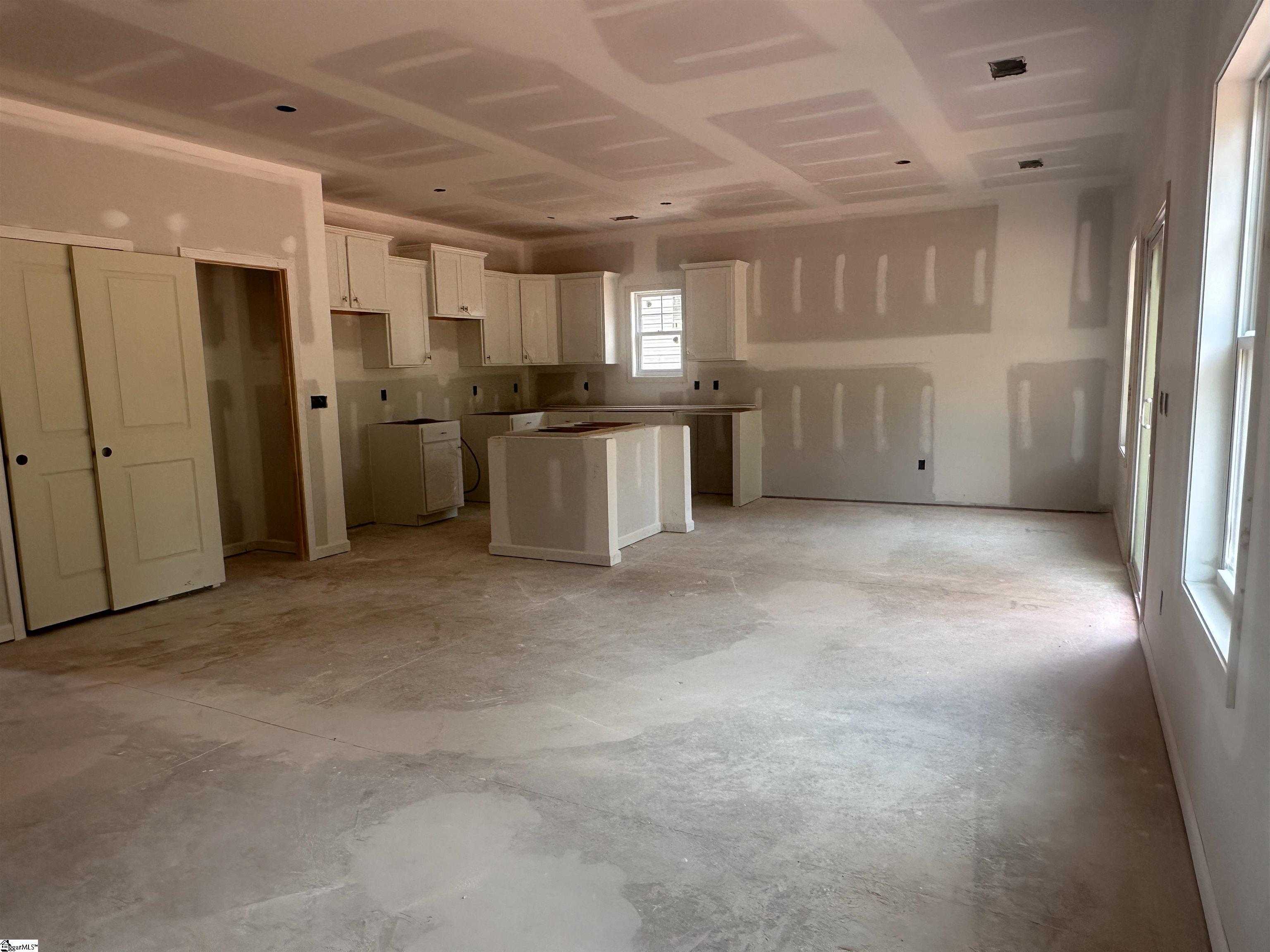 1094 Silverbend Trail