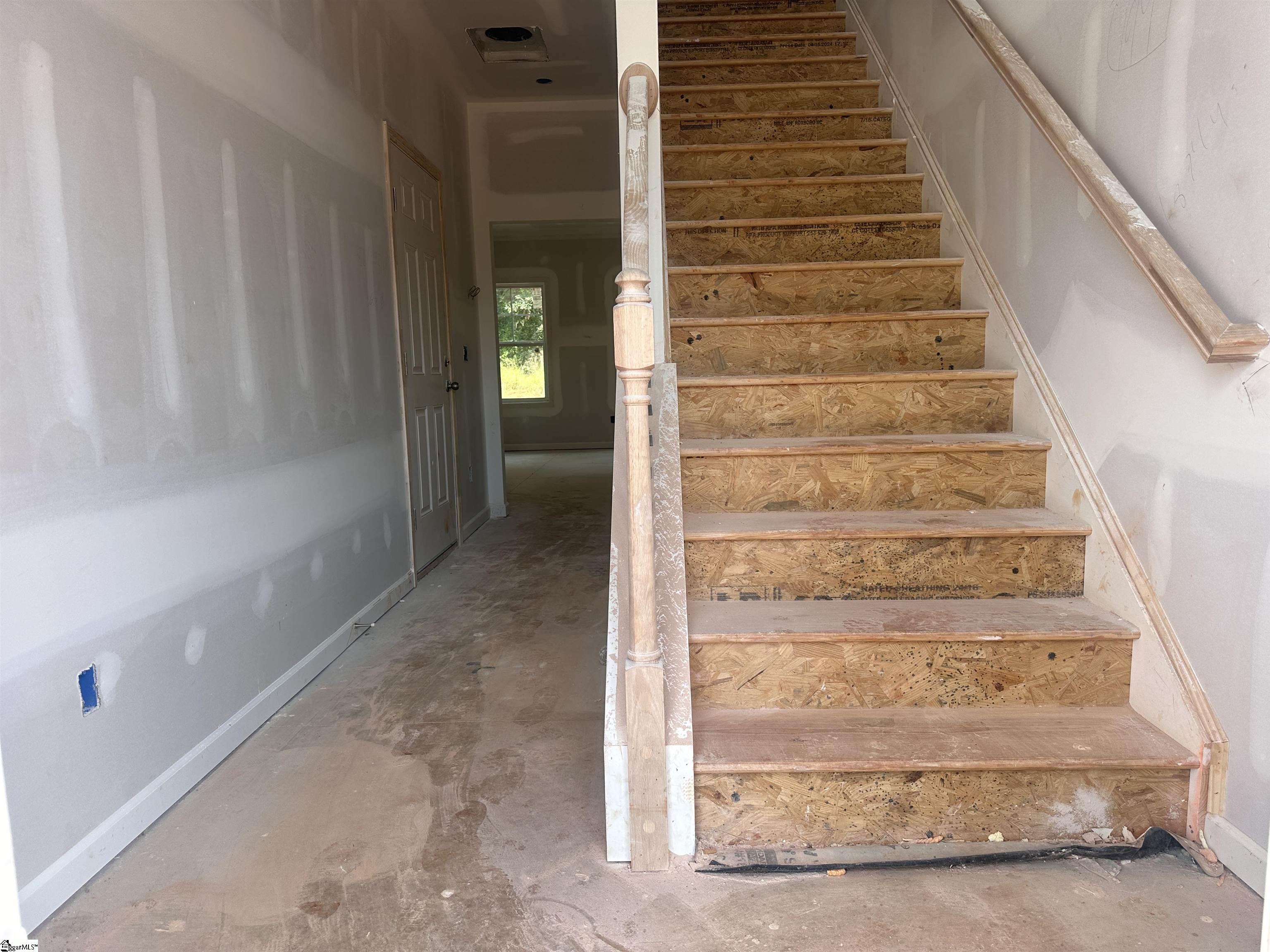 1094 Silverbend Trail