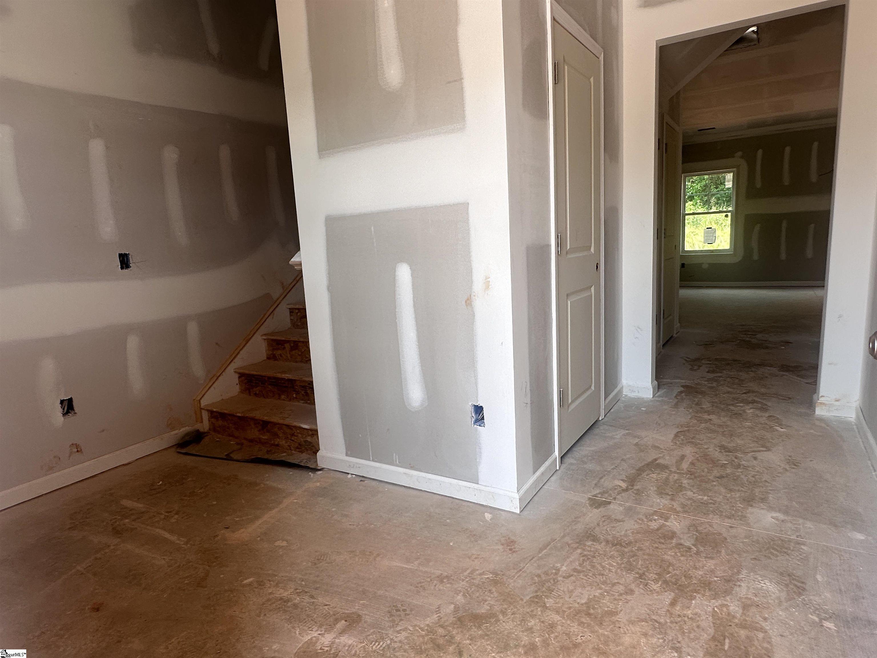 1090 Silverbend Trail