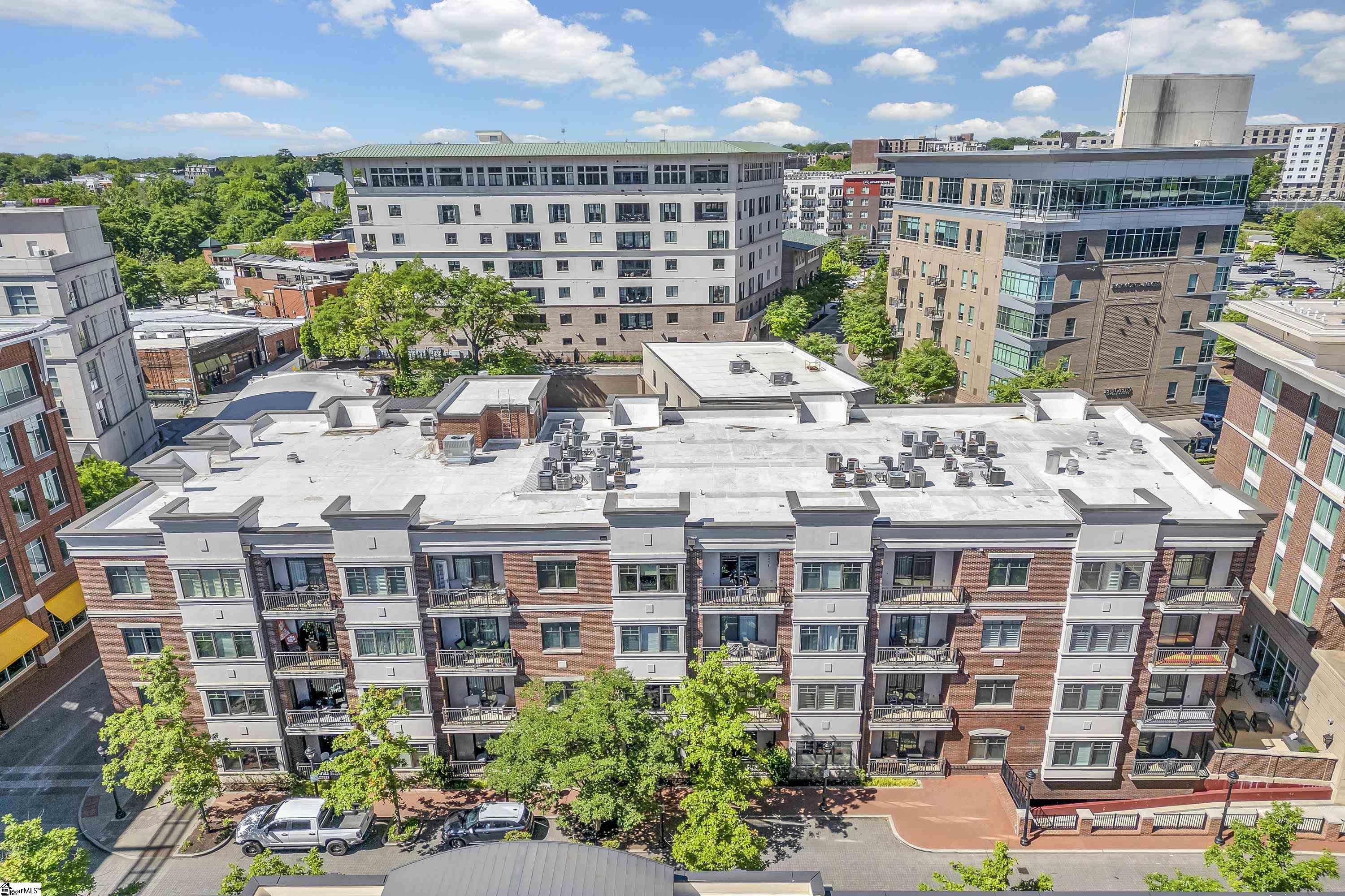 155 Riverplace Unit 408