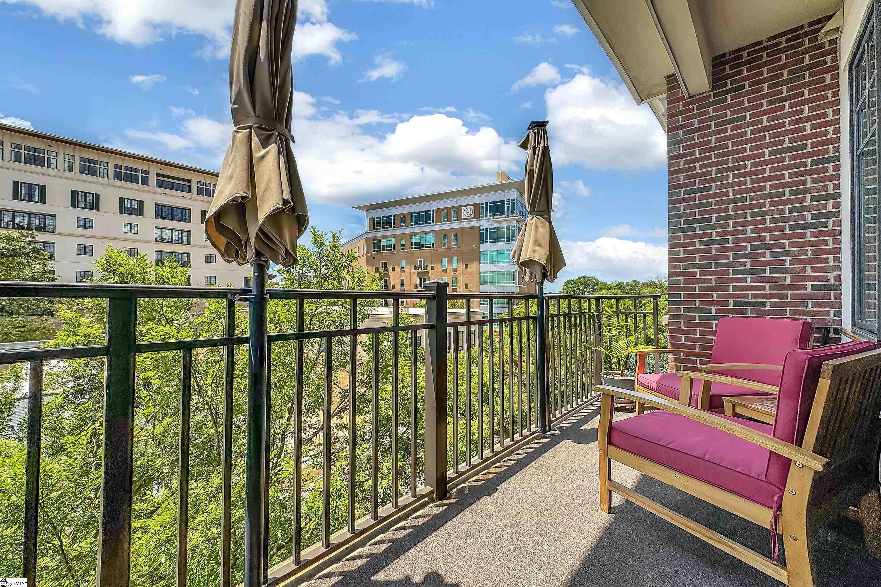 155 Riverplace Unit 408