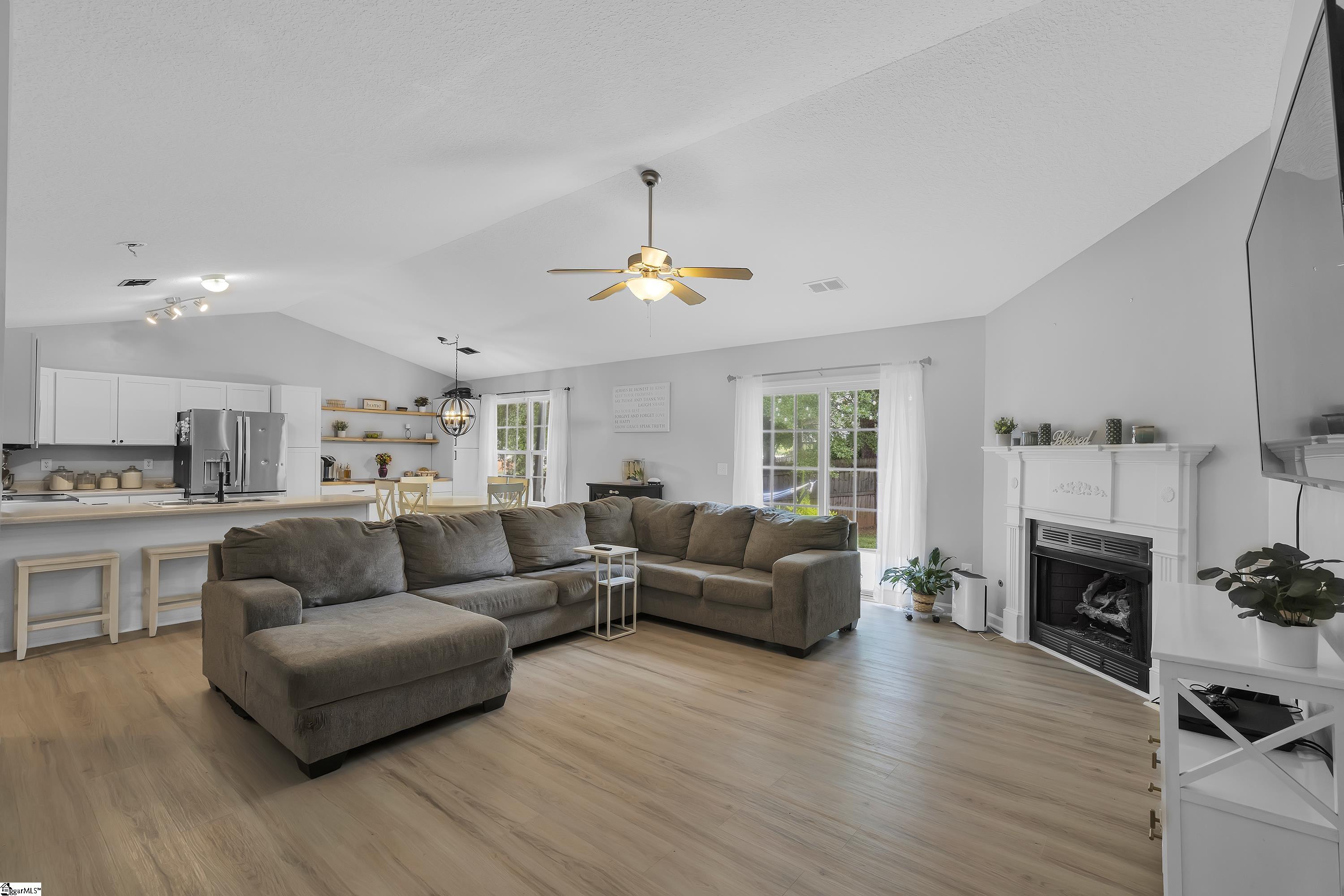628 Geranium Lane