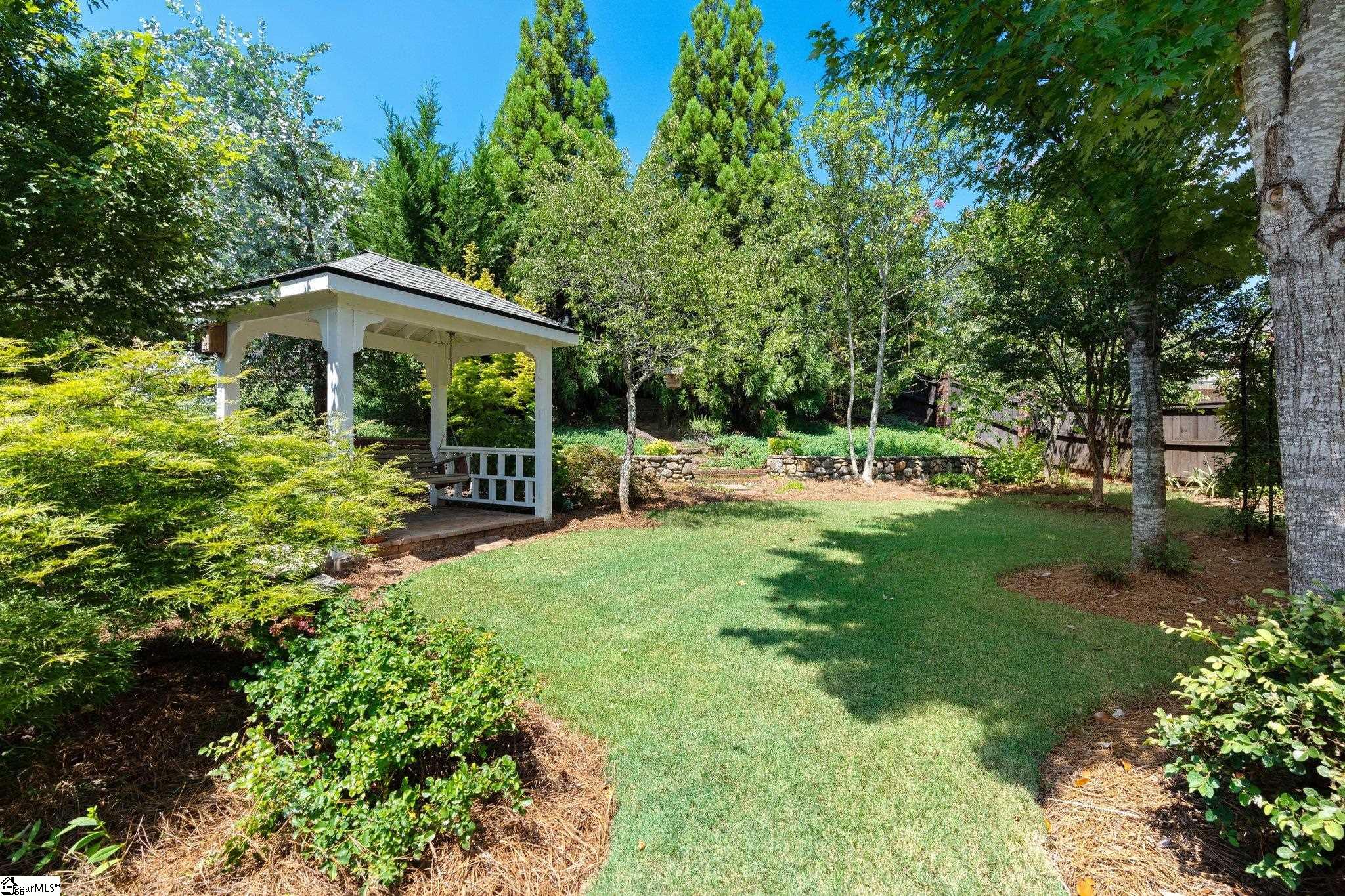 3 Glens Crossing Court