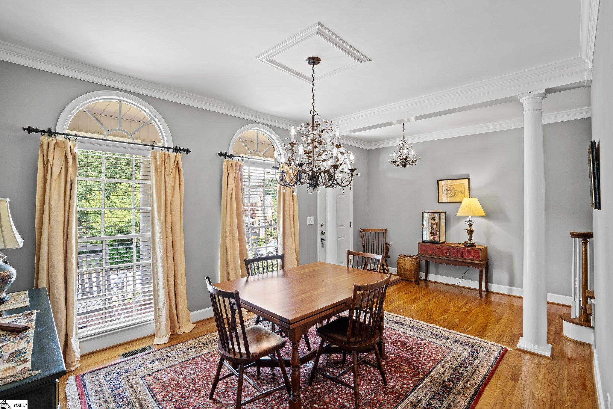 3 Glens Crossing Court