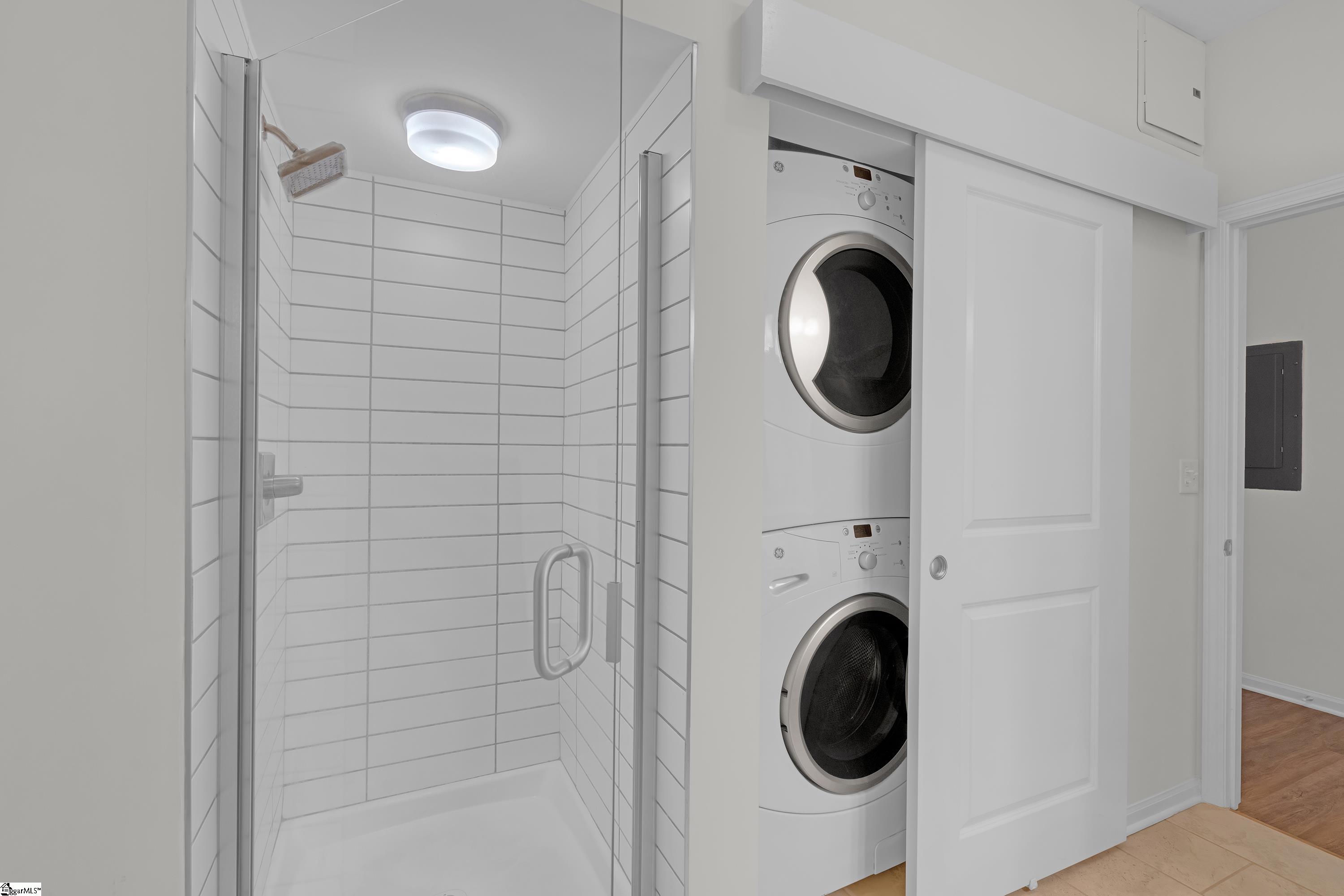 100 E Washington Street Unit 25