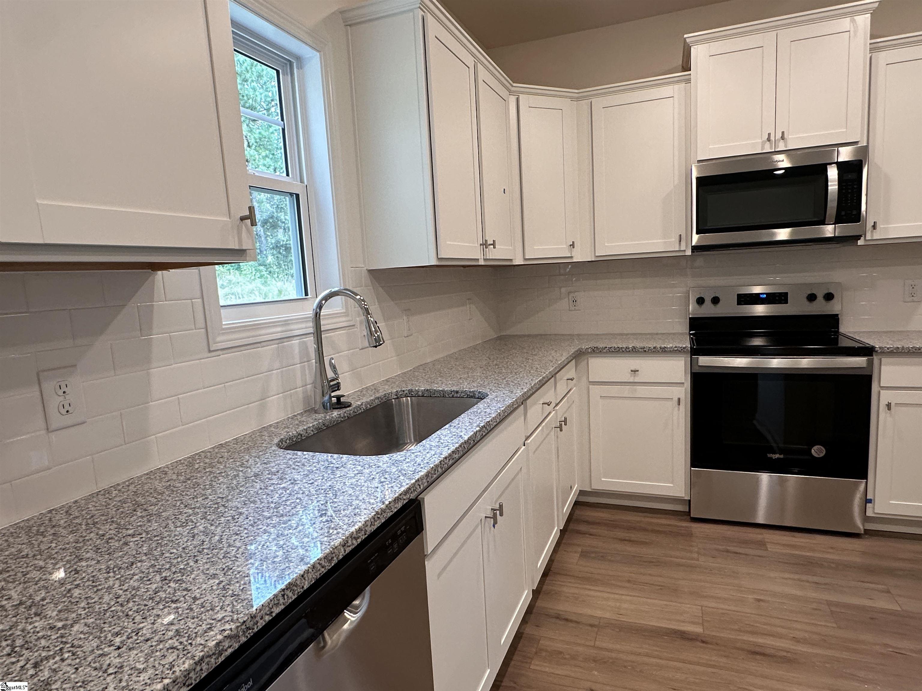 1102 Silverbend Trail