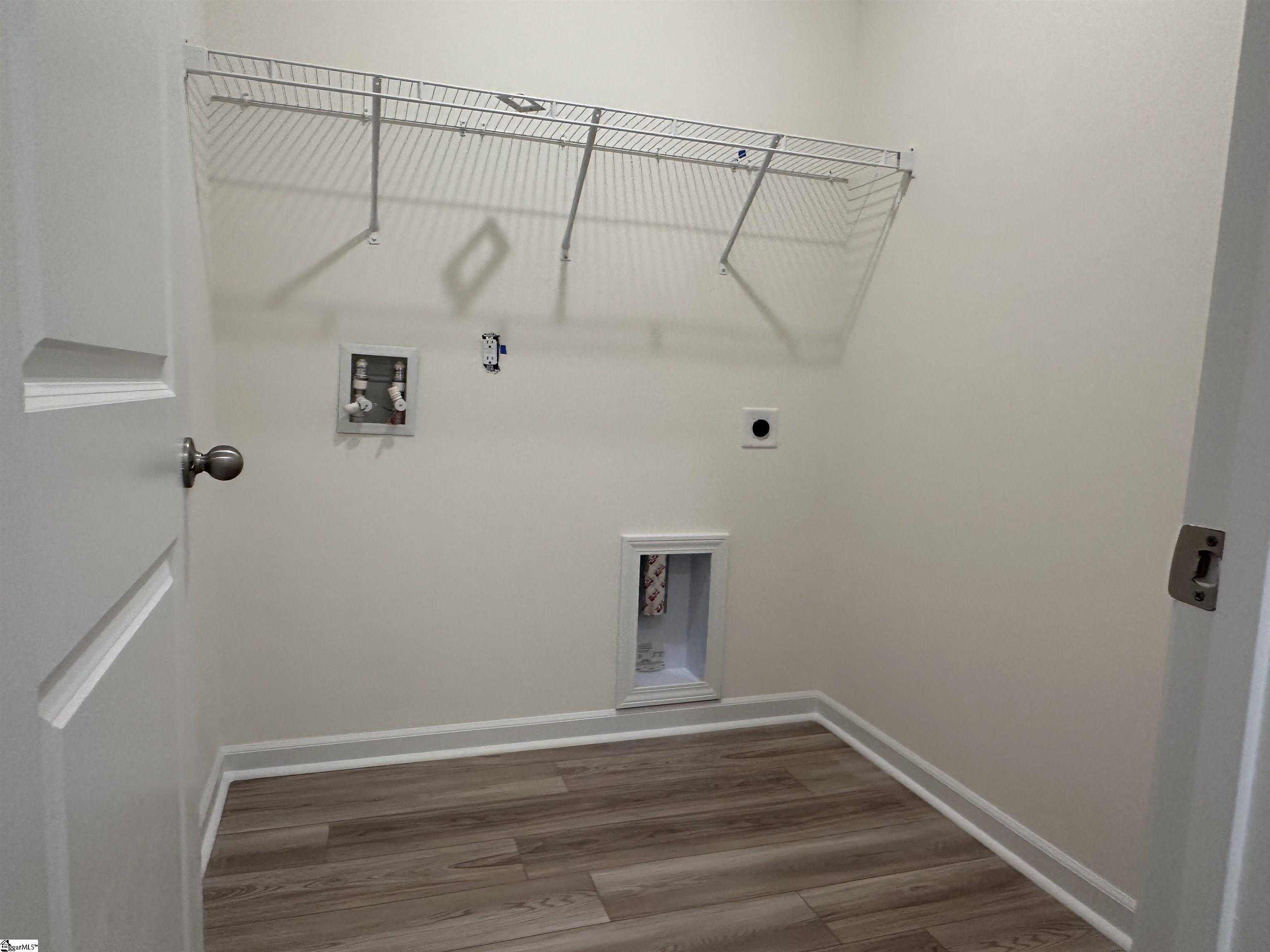 1098 Silverbend Trail