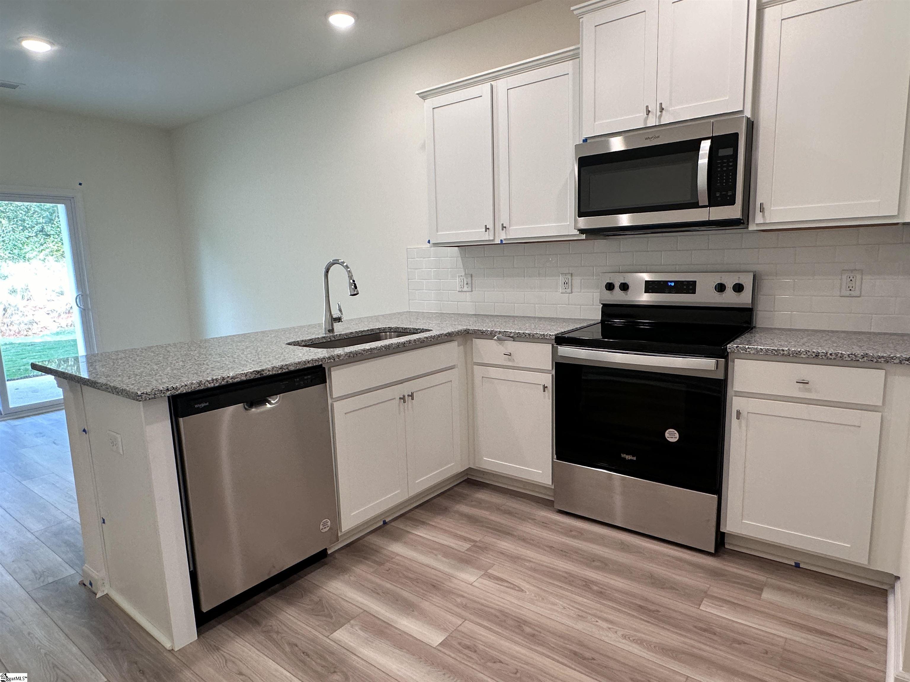 1098 Silverbend Trail