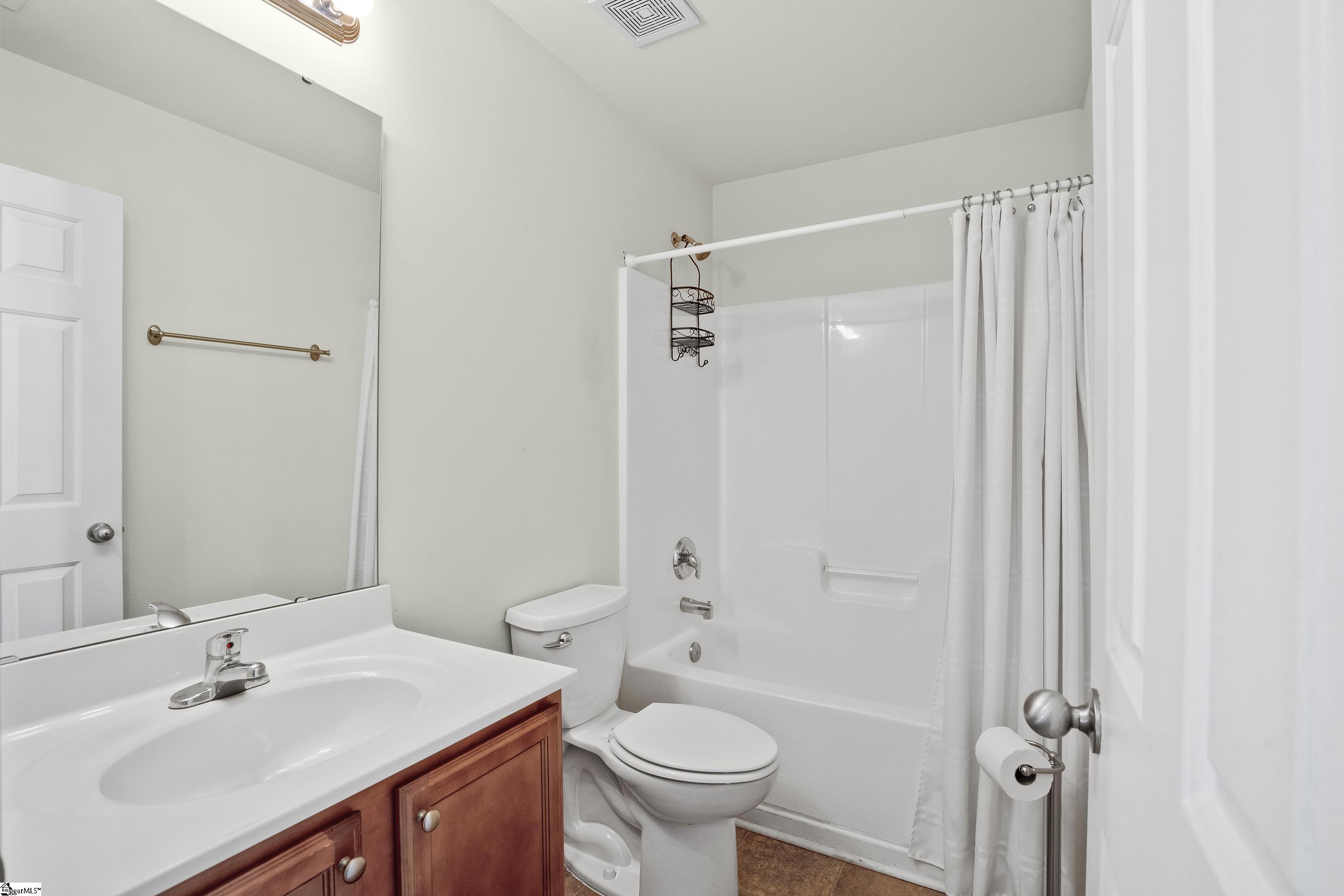 102 Sturgeon Bay Drive