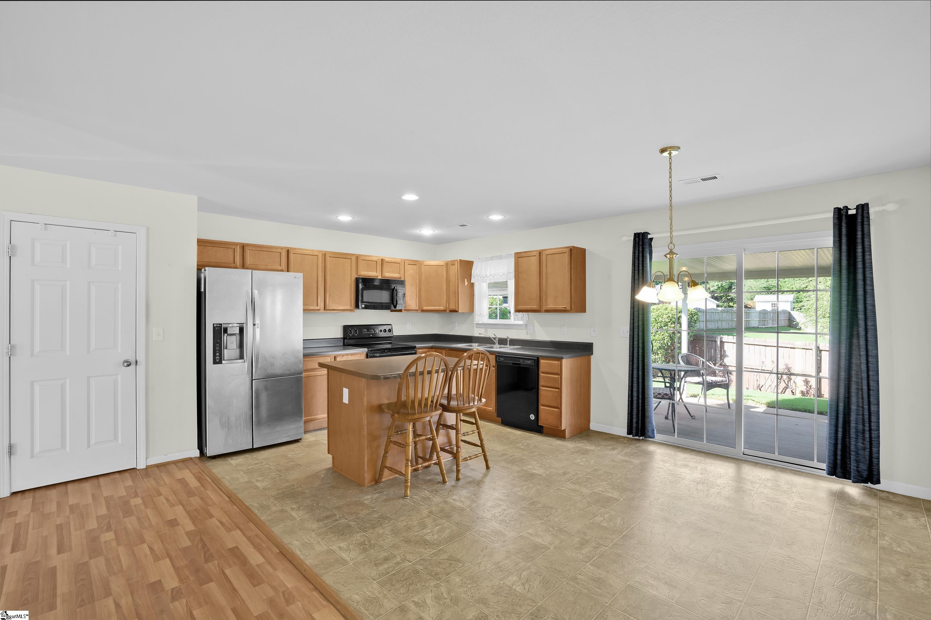 102 Sturgeon Bay Drive