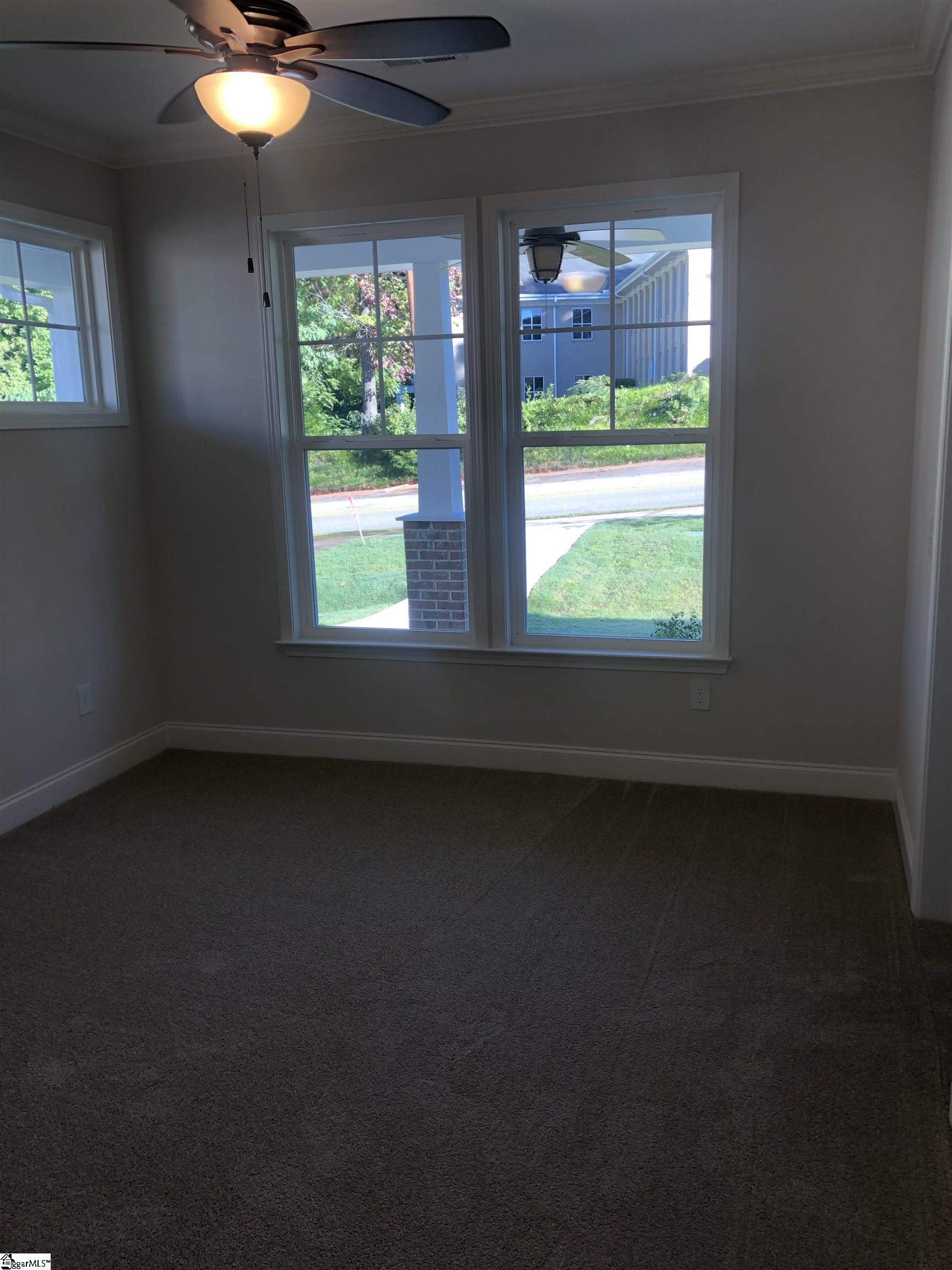 542 Twin Lake Drive