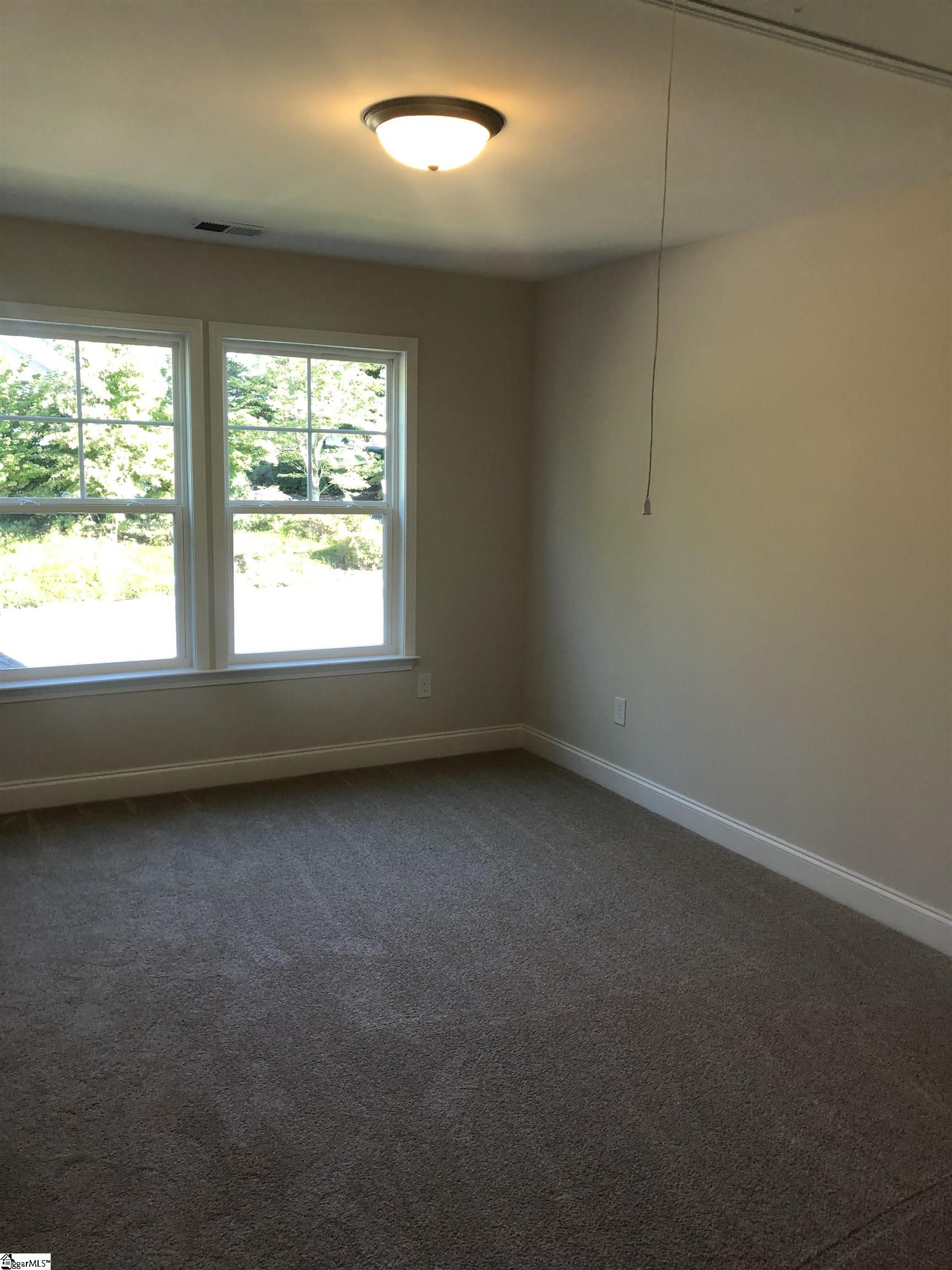 542 Twin Lake Drive