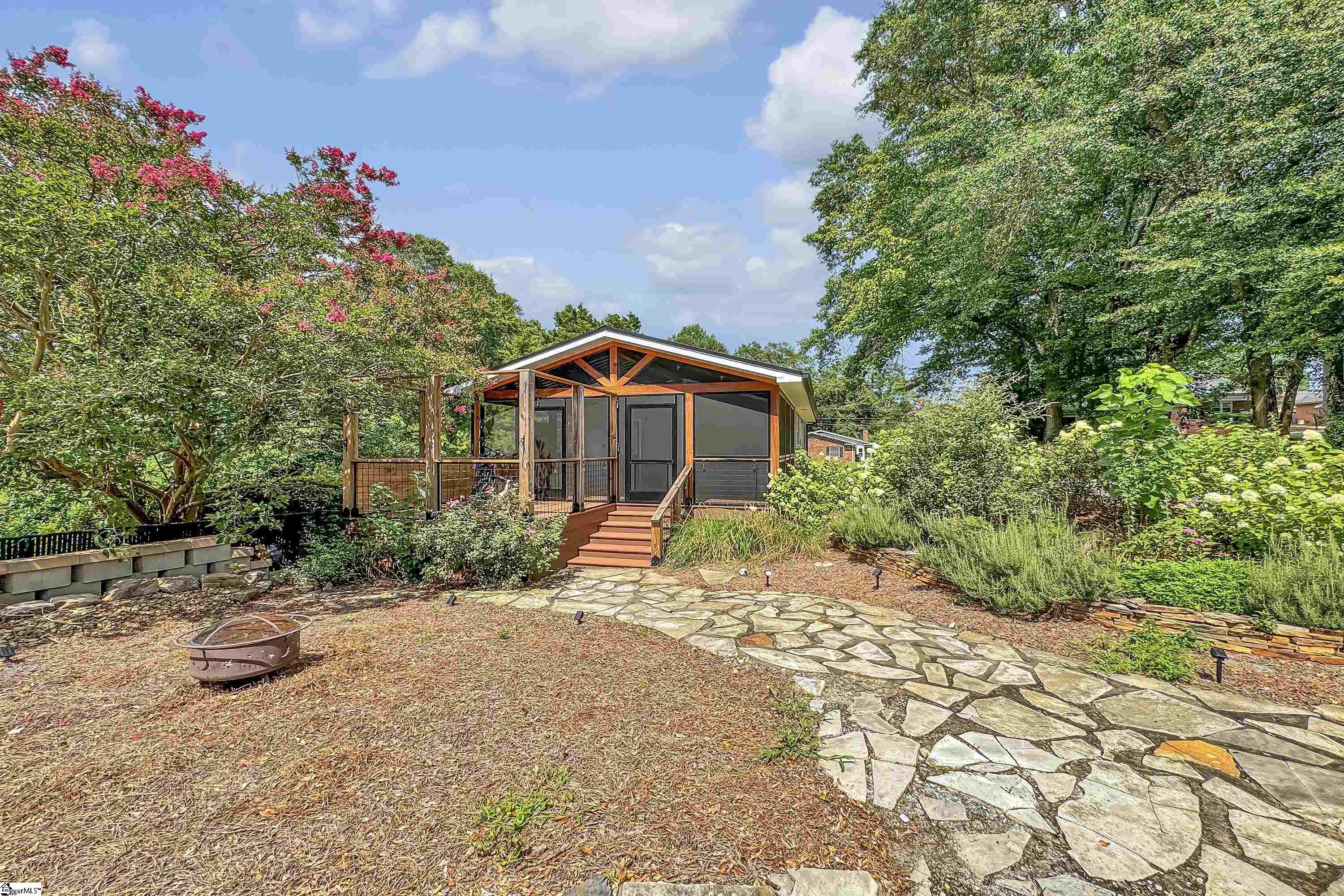 114 Glassy Mountain Street