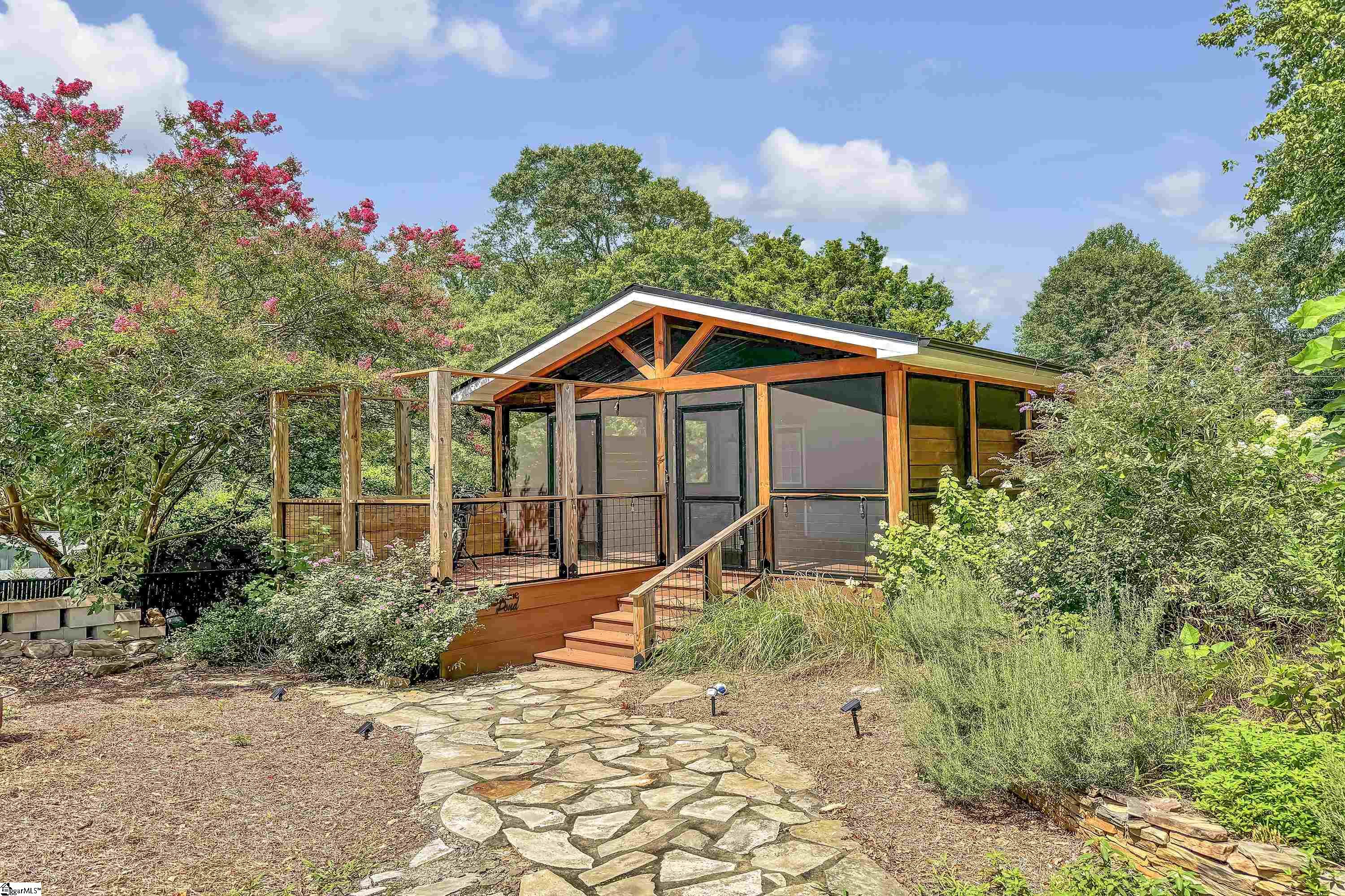 114 Glassy Mountain Street