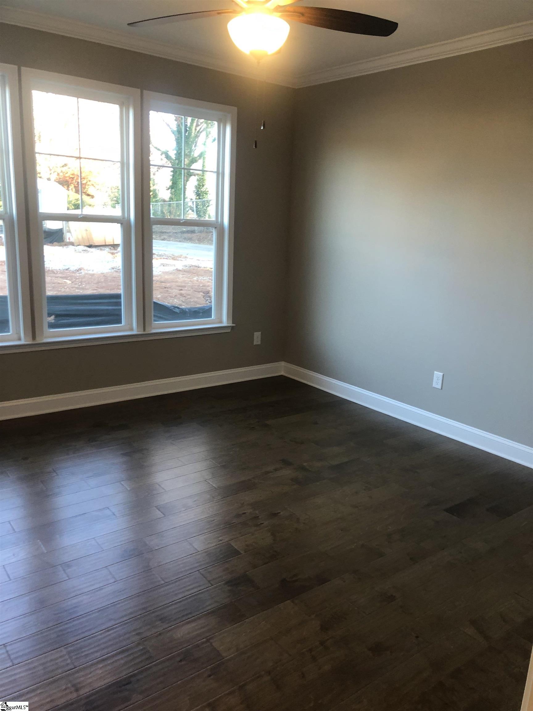 12 Cottage Knoll Circle