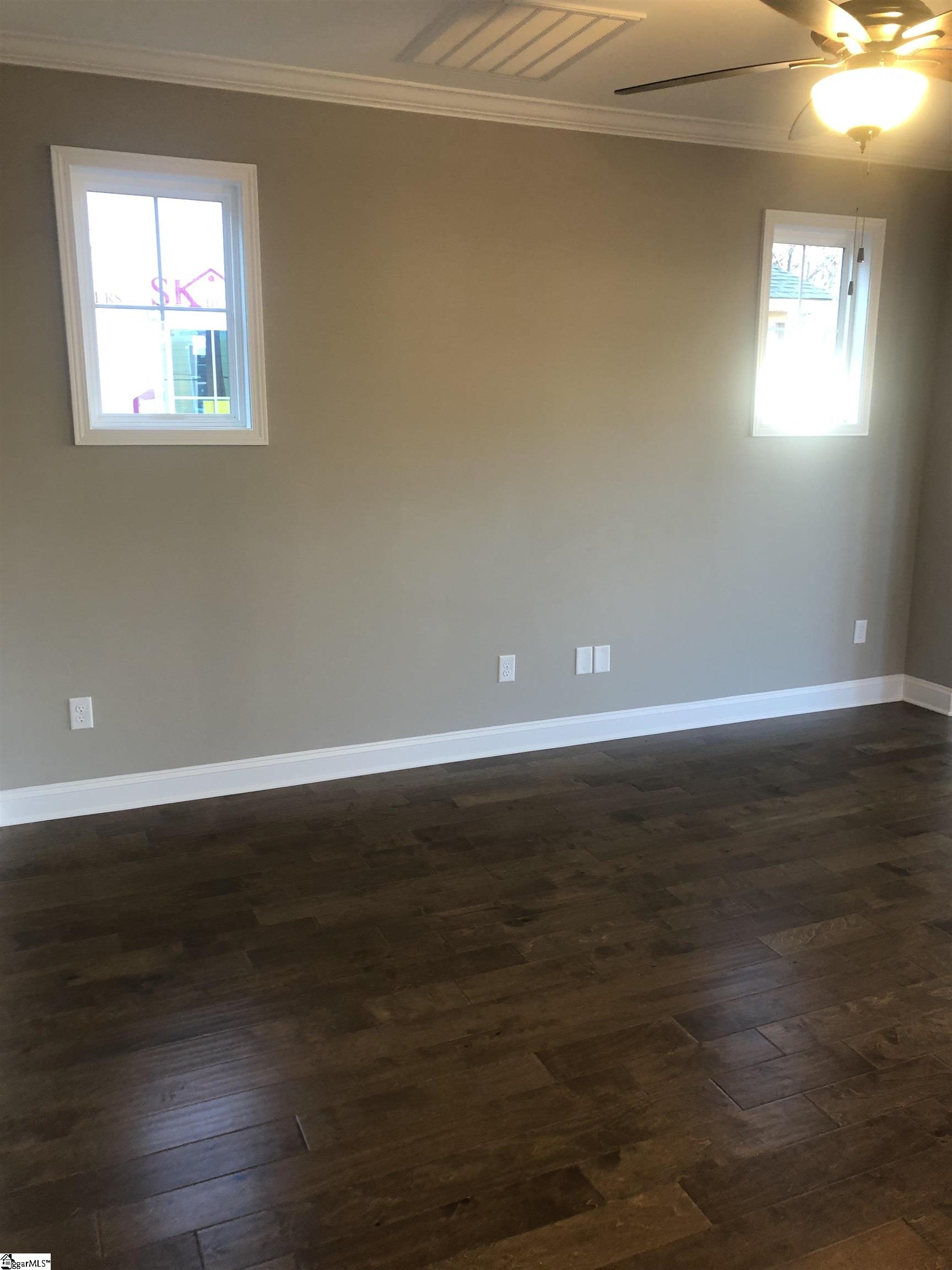 12 Cottage Knoll Circle