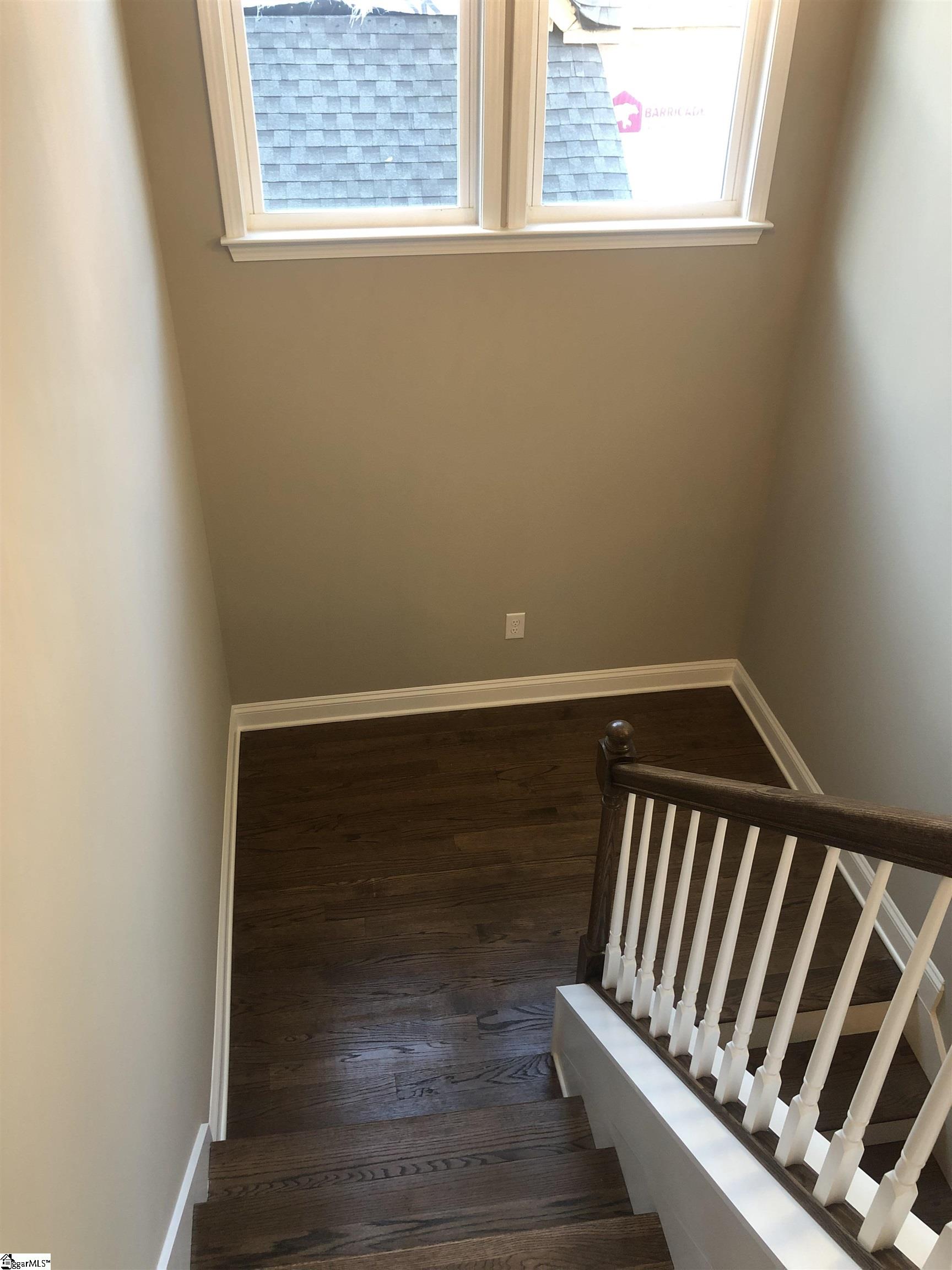 12 Cottage Knoll Circle