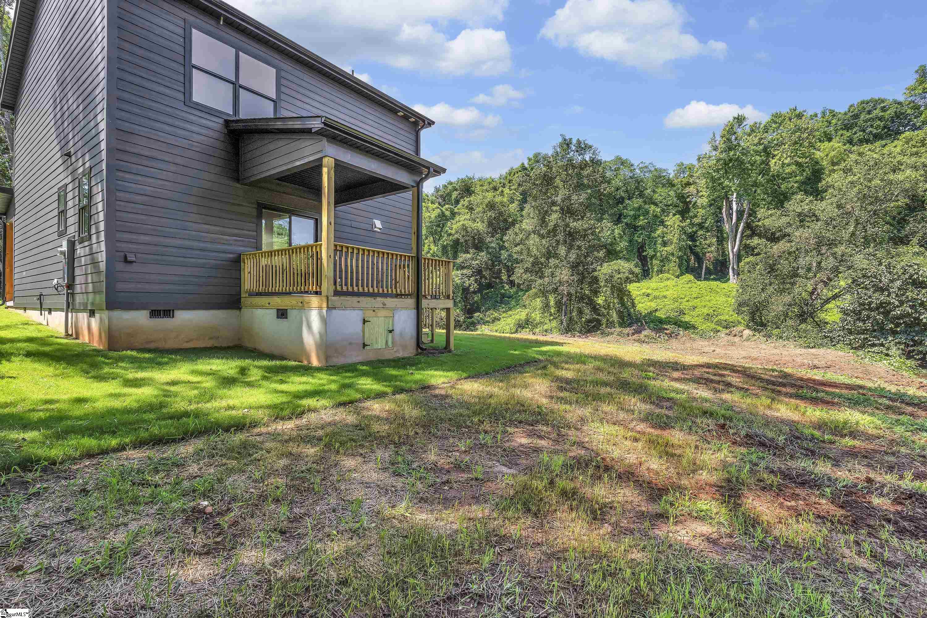 12 Round Knob Street