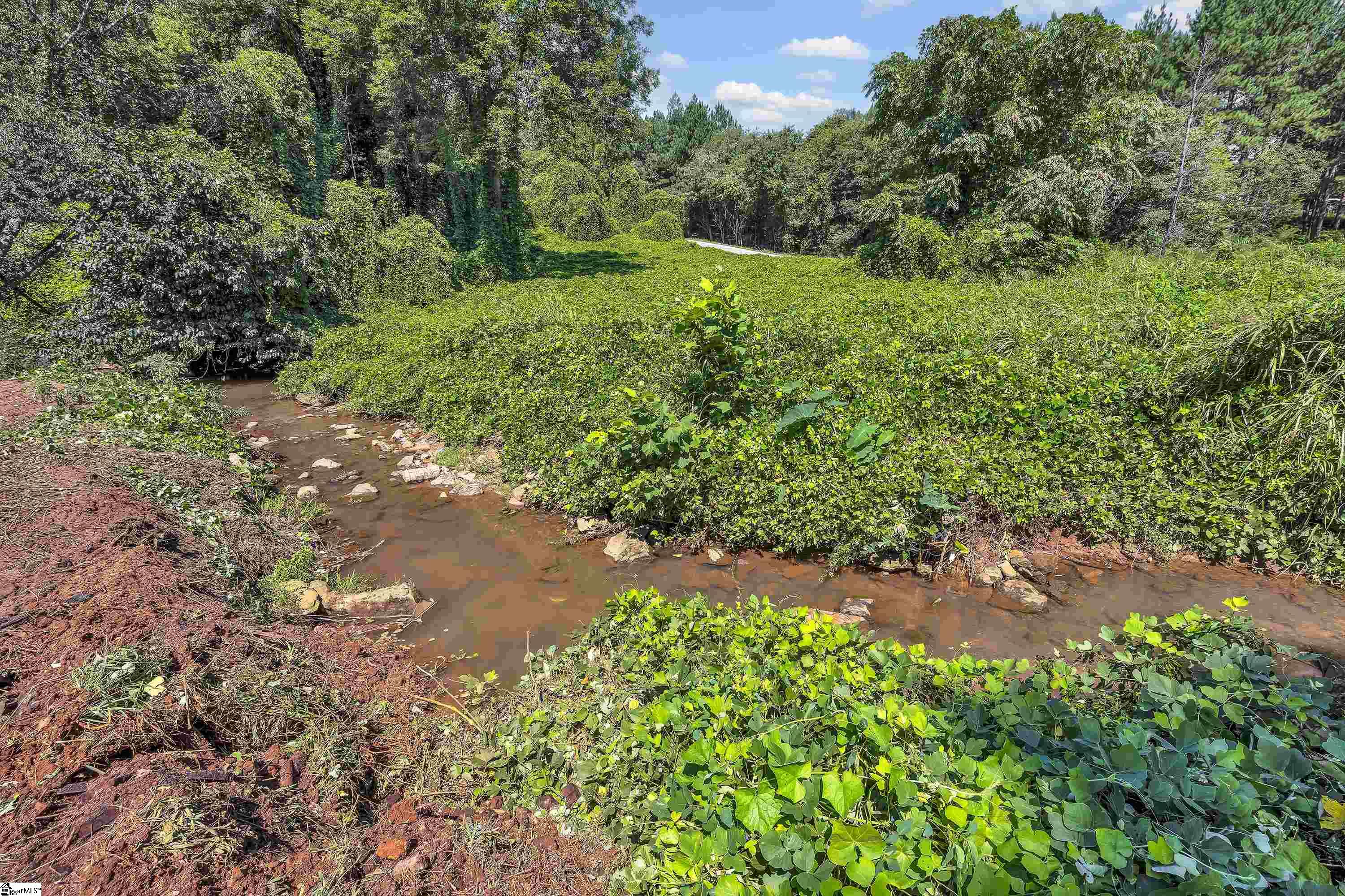 12 Round Knob Street