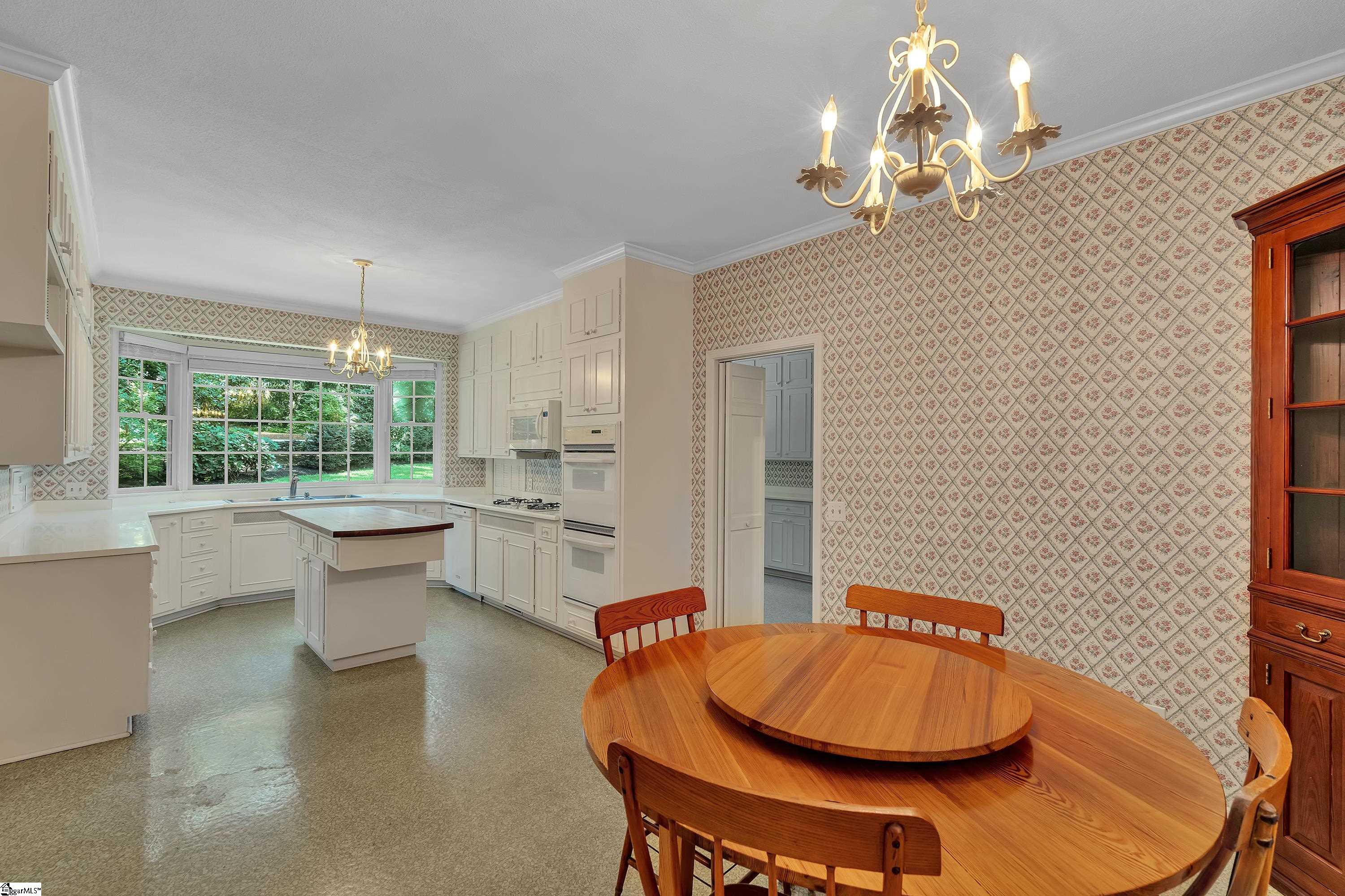 109 Mountain View Drive